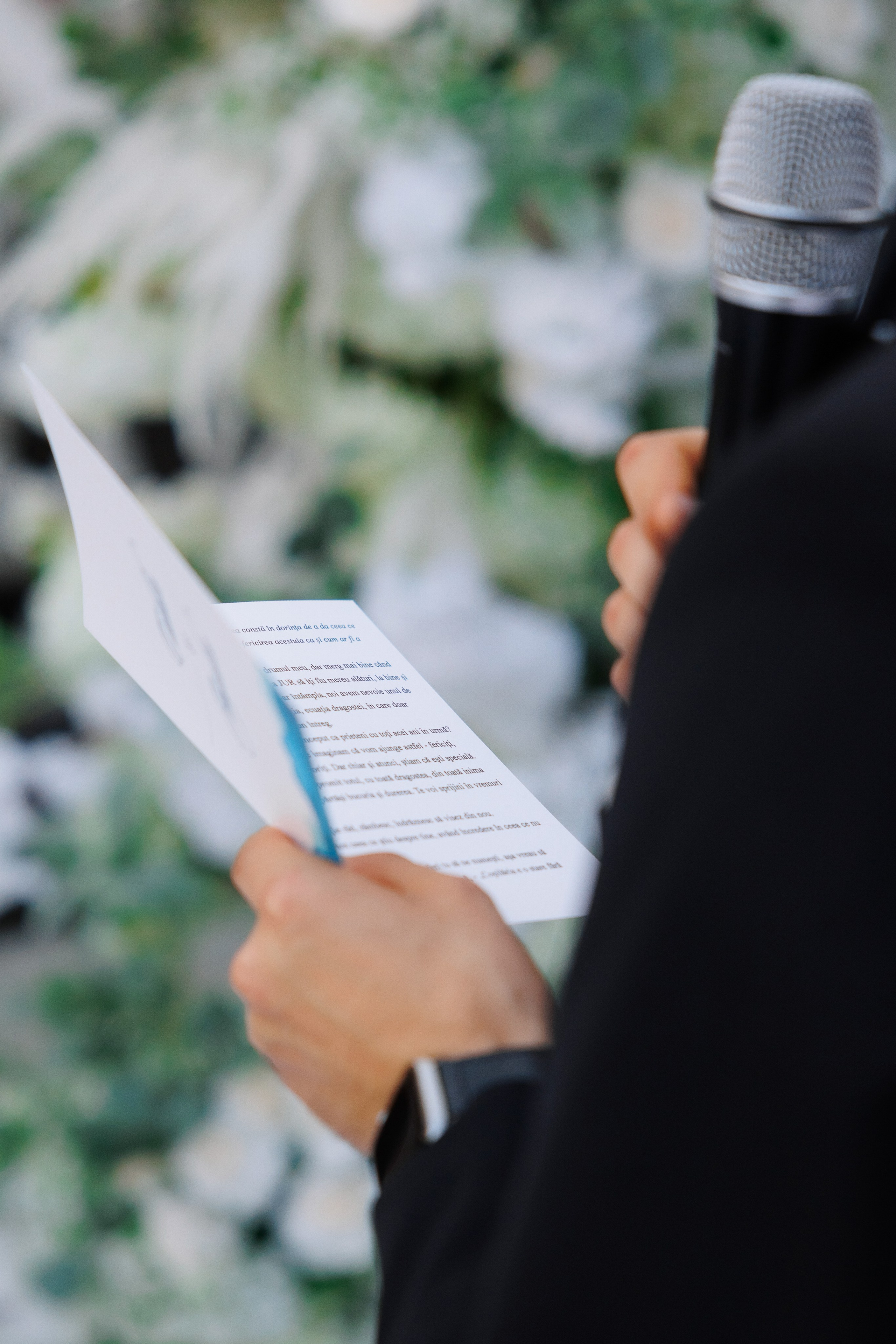 Atingerea e Dragoste. Servicii Foto Video în Chișinău și Europa ID-Brothers