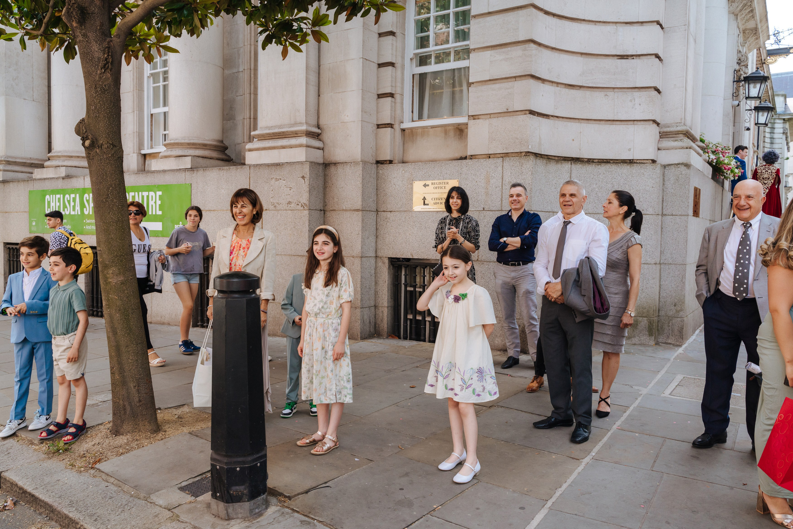Civil ceremony at Chelsea Old Town Hall,  Wedding in Chelsea, Wedding in London,  wedding photographer in Chelsea, wedding photographer in London