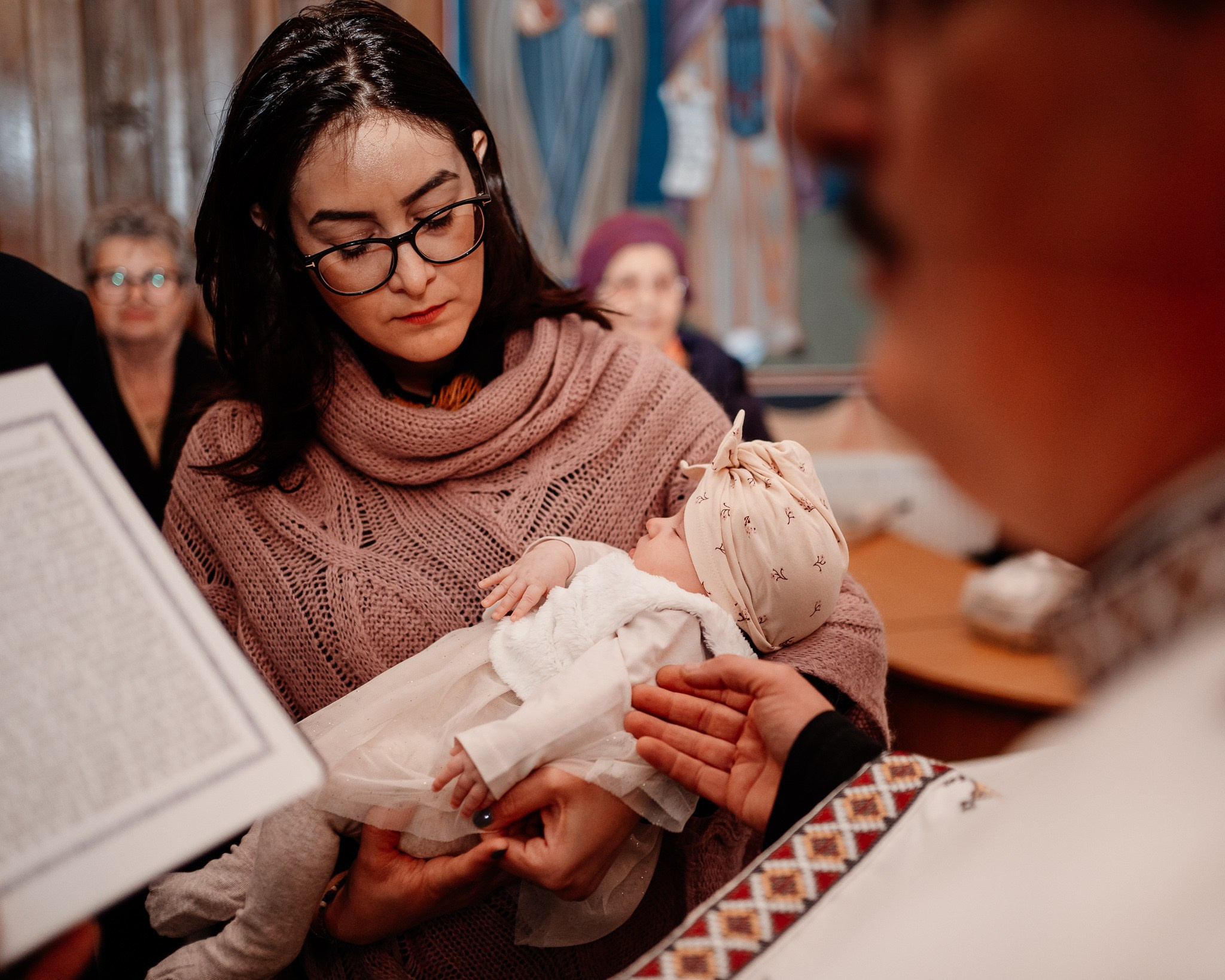 Fotograf de Botez în București- Mihai Popa Fotograf. Fotograf Nuntă & Botez București - Mihai Popa | Dincolo de oameni, imortalizez emoții!