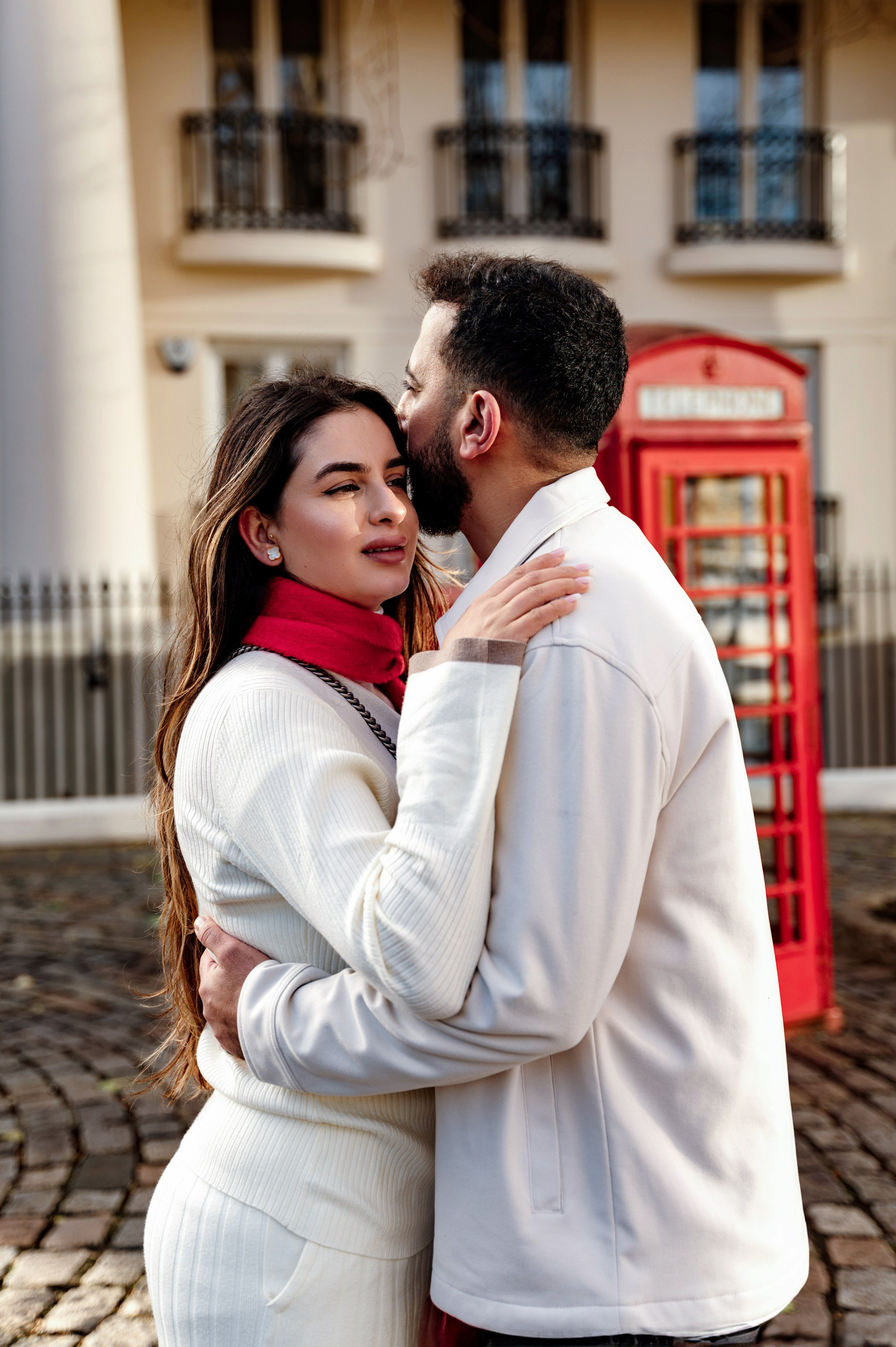 Tower Bridge Mahmood&Yalo. FAMILY AND WEDDING PHOTOGRAPHER IN LONDON MARINA RIVA