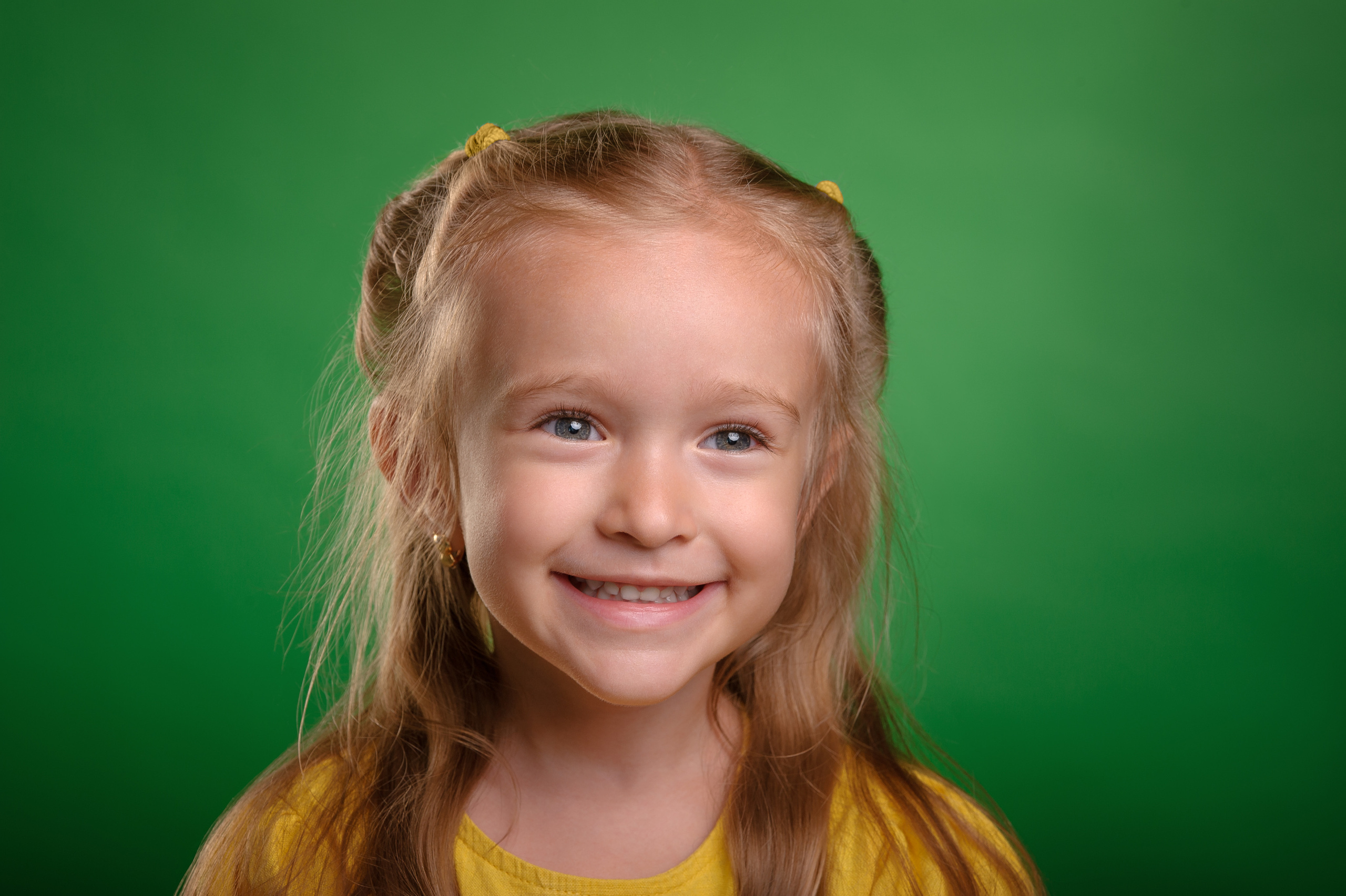 Студийный Портрет Амиры. Семейный фотограф в Кишинёве THOMAS SHTIFT