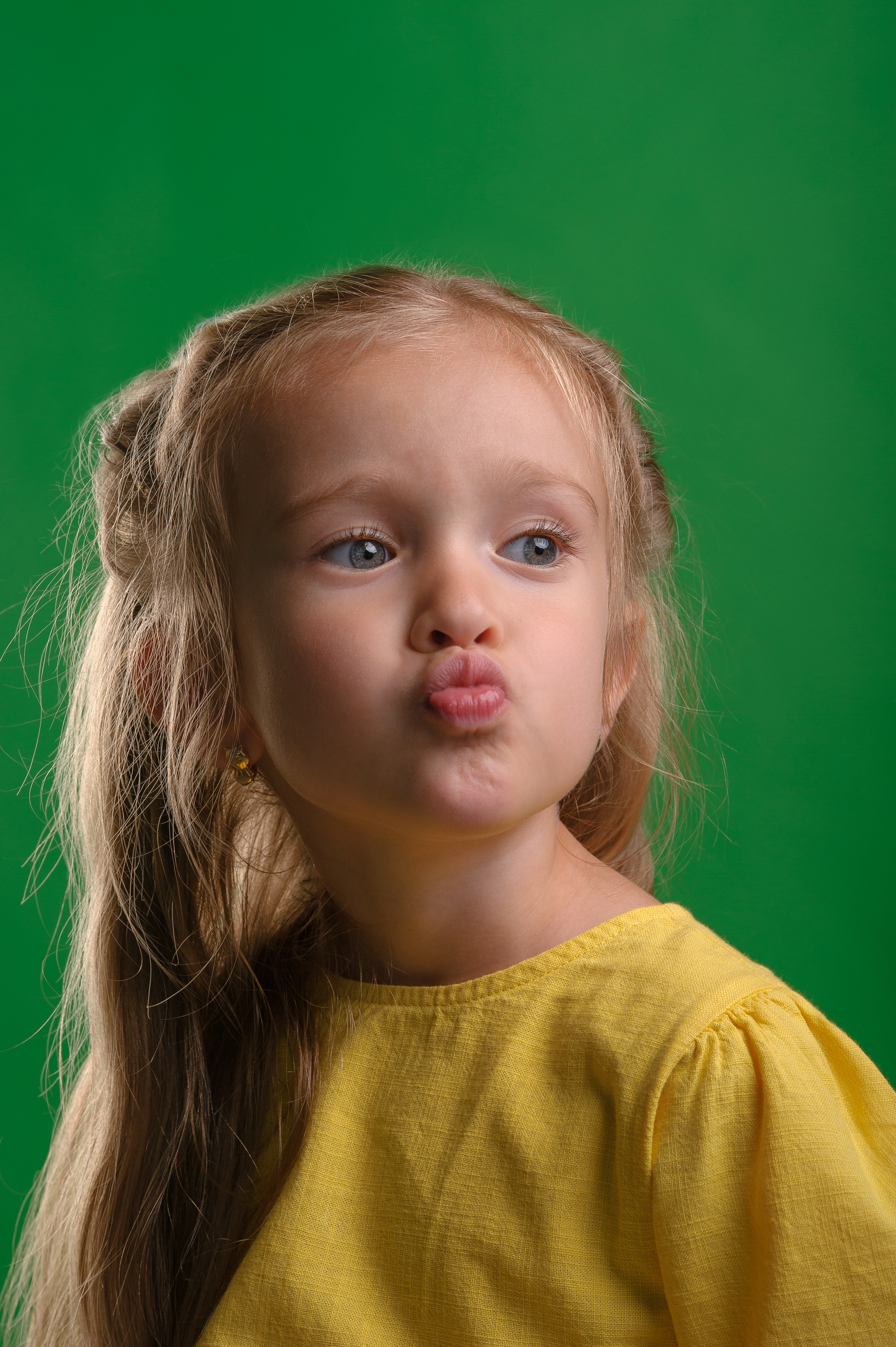 Студийный Портрет Амиры. Семейный фотограф в Кишинёве THOMAS SHTIFT