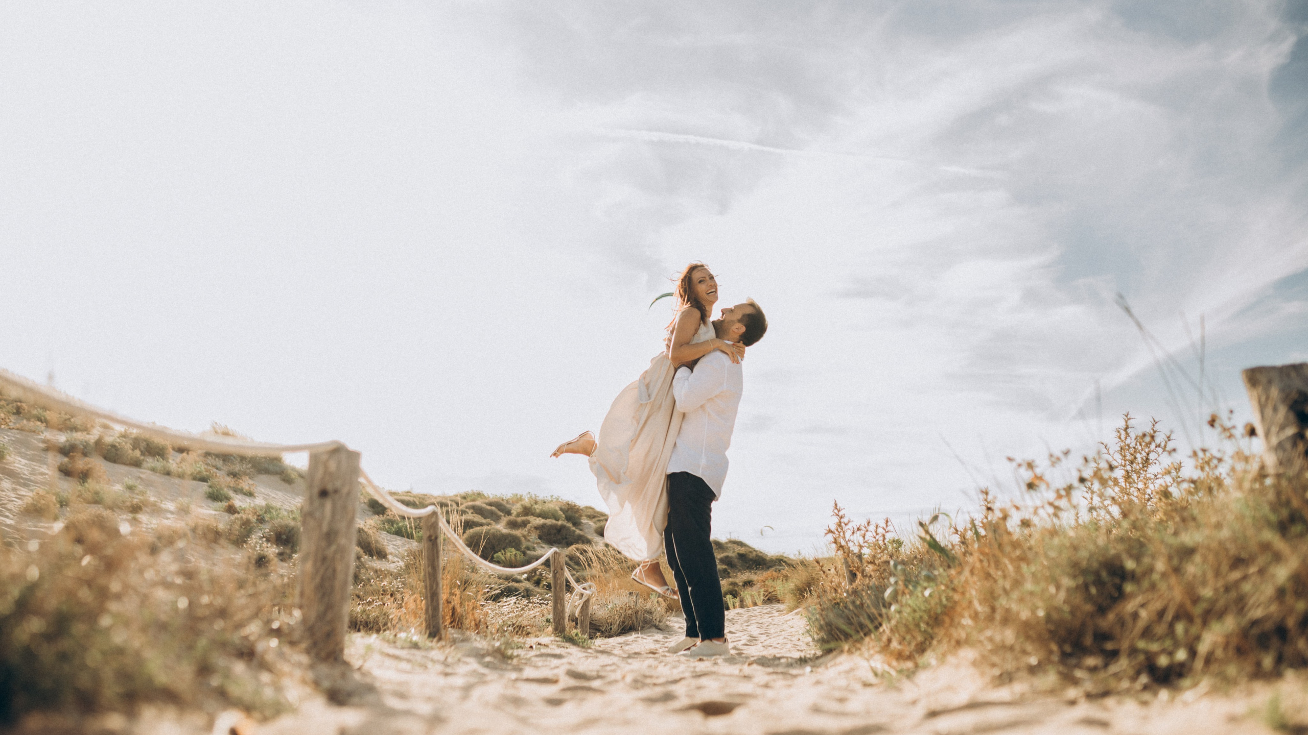 Elena & Roberto. Home