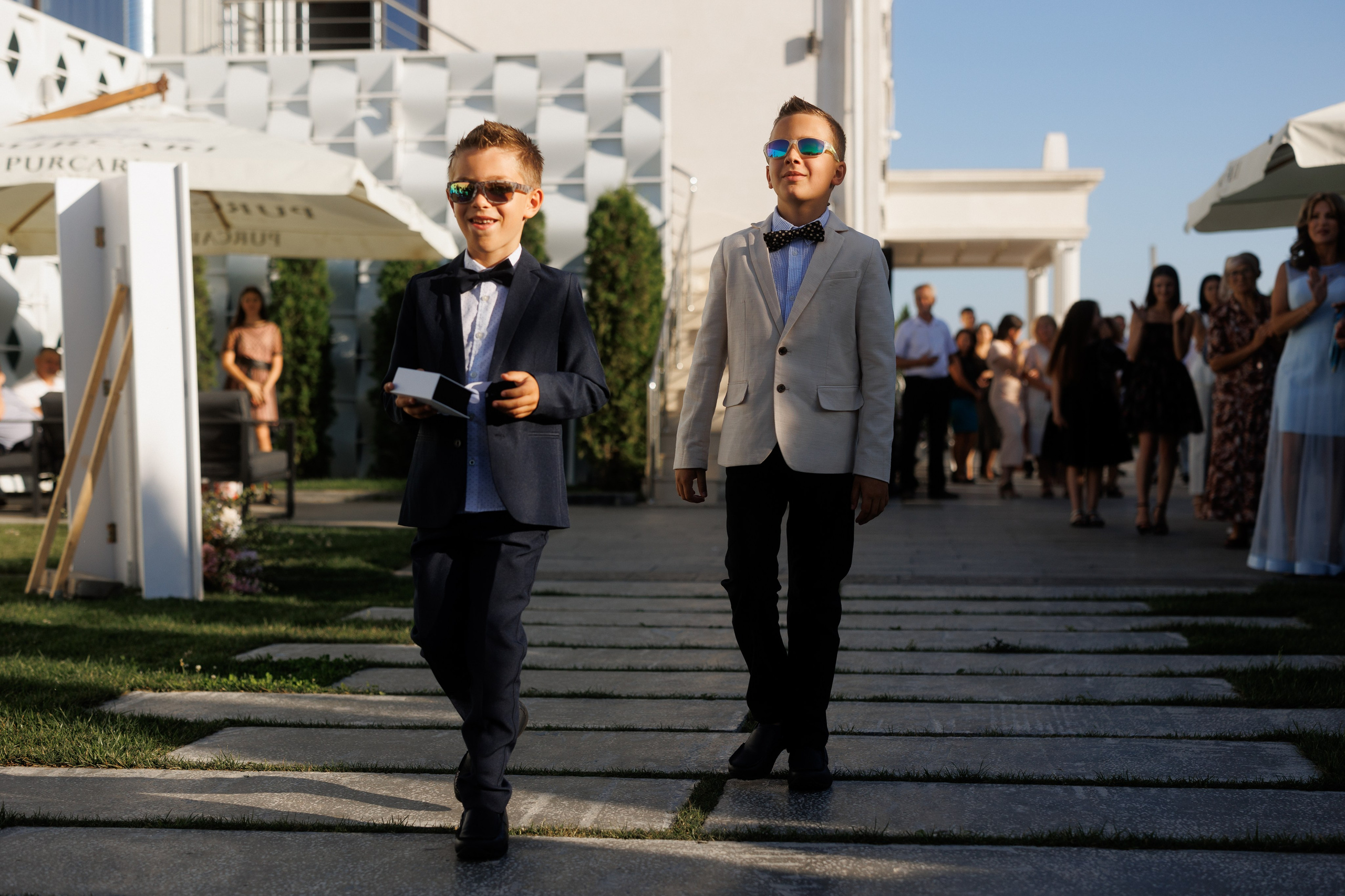 Vasile & Iuliana. Fotograf de nuntă și de familie — Dinu Bargan