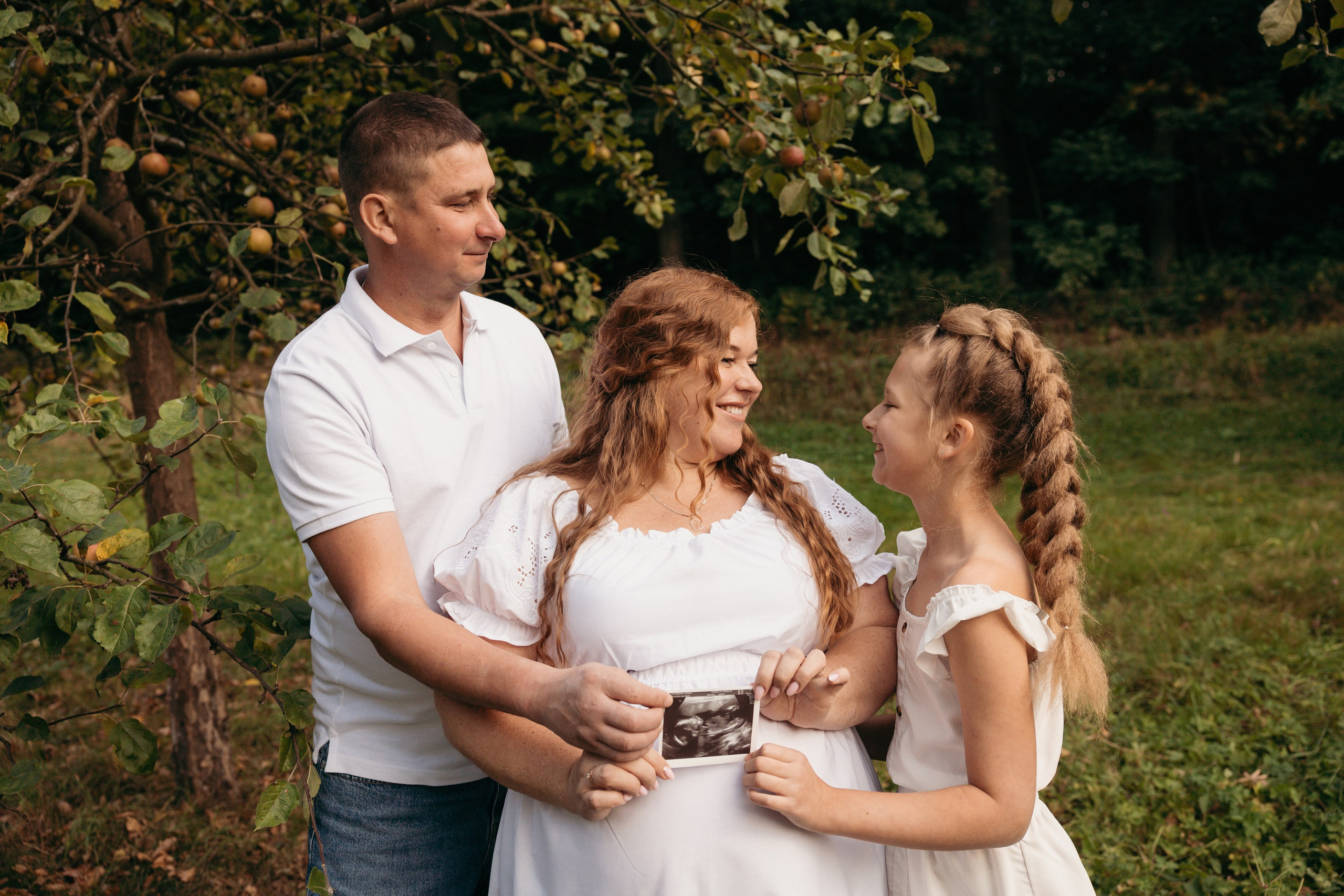 Těhotenské focení. Lifestyle a rodinná fotografka v Pisku Oxana Telupilova