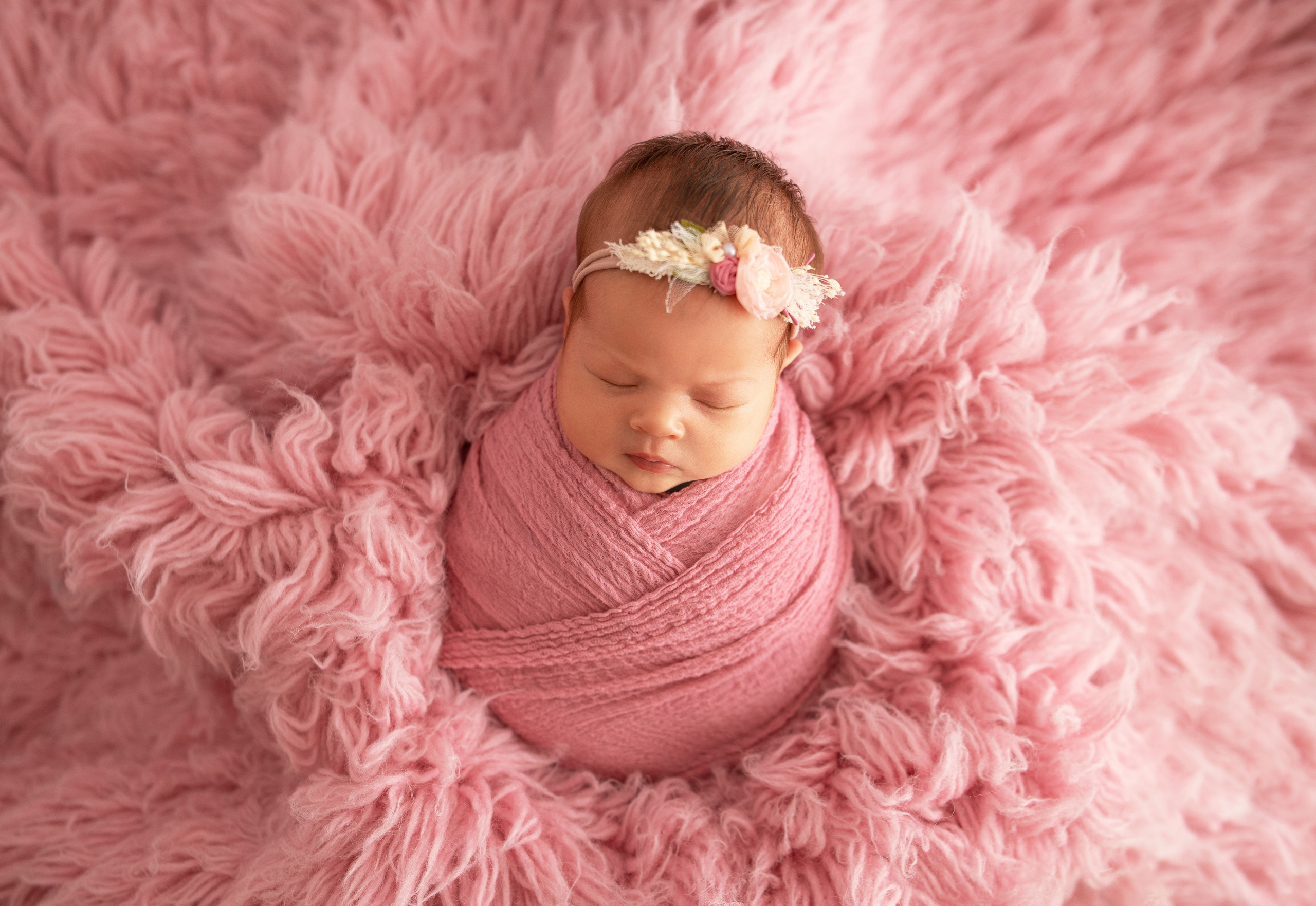 NEWBORN. Valokuvaaja Itä-Uudellamaalla Viktoria photography