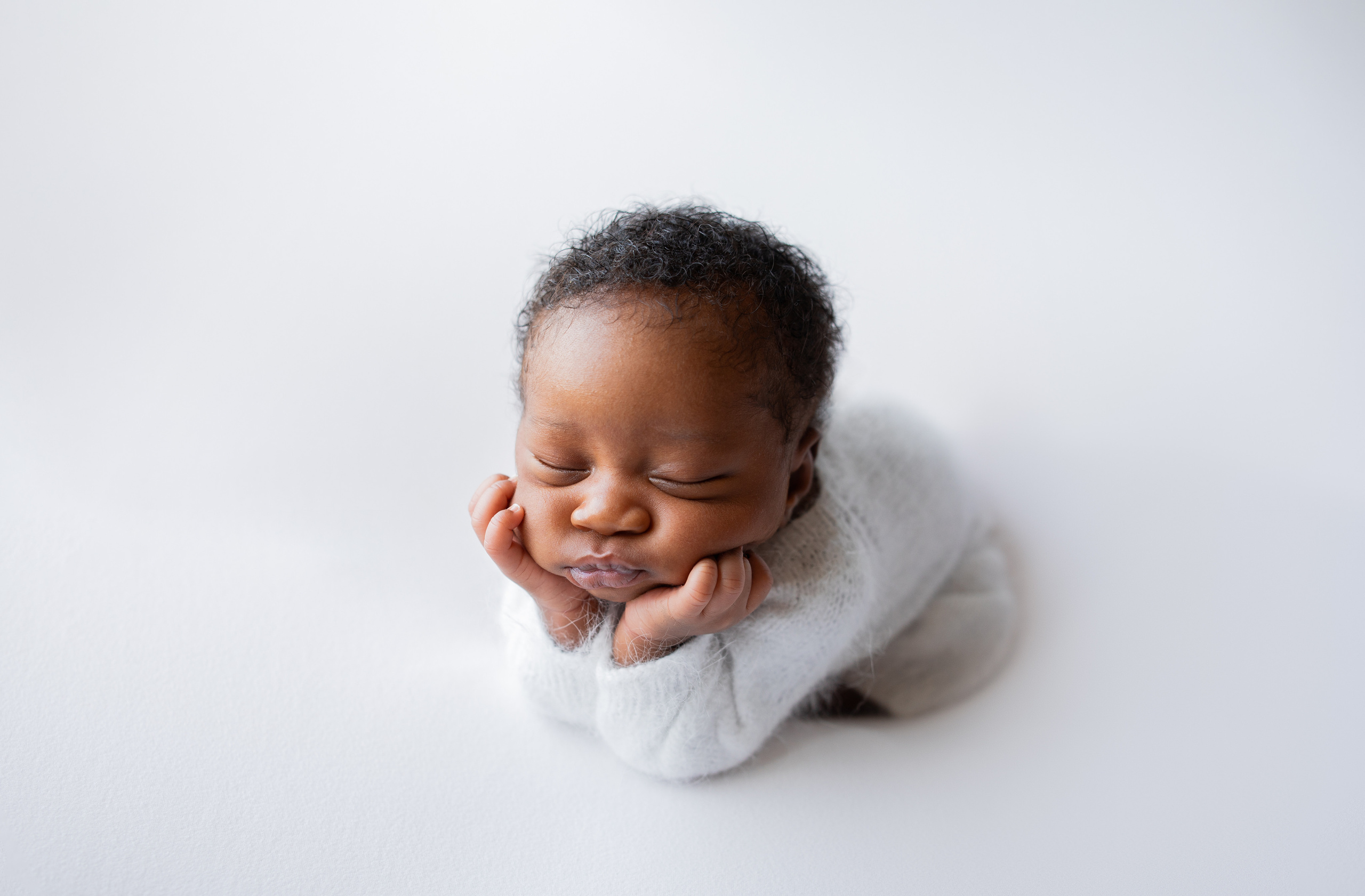 NEWBORN. Valokuvaaja Itä-Uudellamaalla Viktoria photography