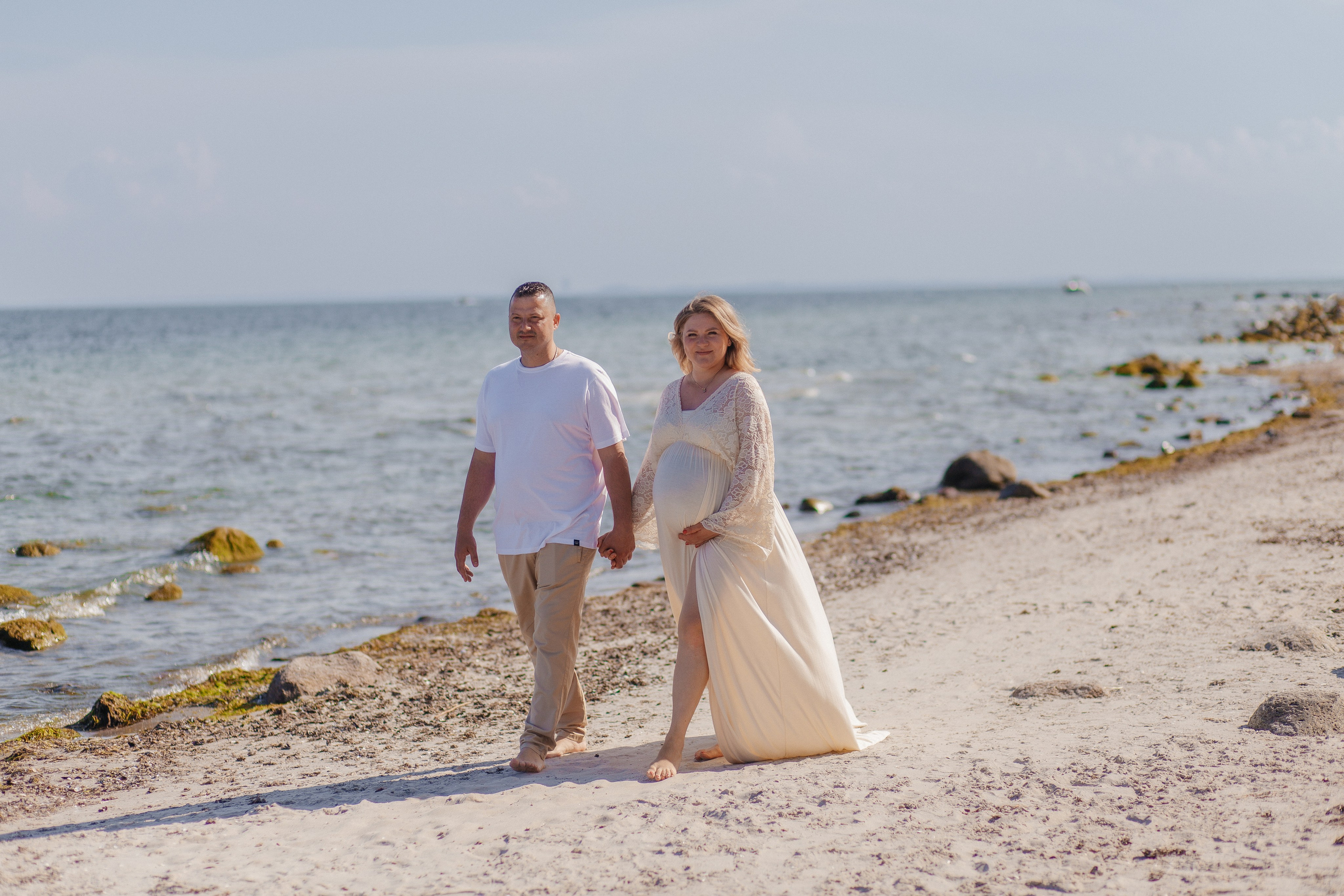 Babybauch Fotoshooting in Hamburg günstig, Fotograf in Hamburg. Fotografin Hamburg Reinbek Elizaveta Romanova