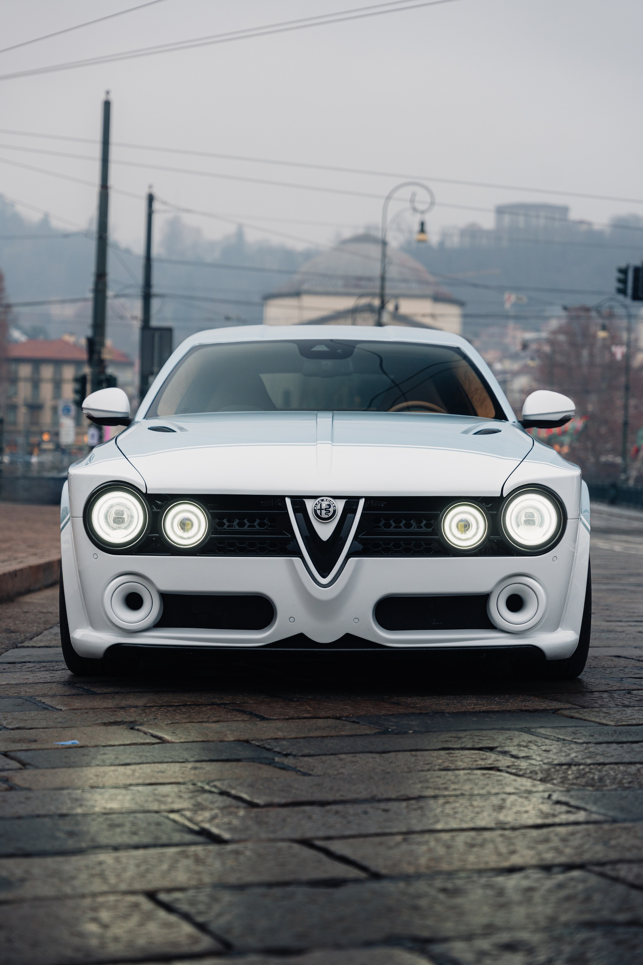 Afla Romeo Giulia ErreErre Fuoriserie. Photographe de voitures à Paris — Vitalii Motruk