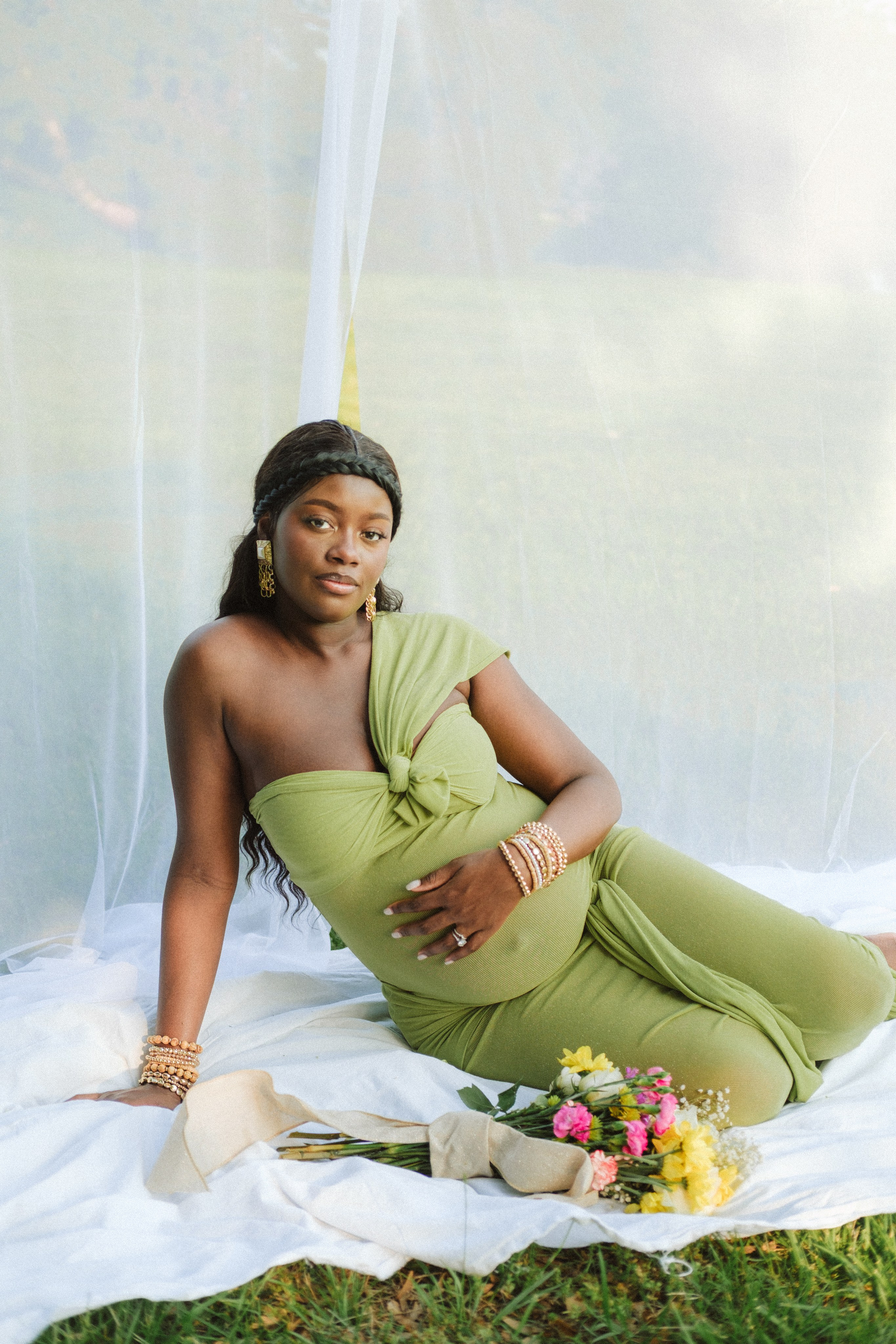 Maternity Photography Portfolio | Artistically capturing pregnancy in Richmond, VA. Family Photographer Anna Dobrovolskaia | Richmond, VA