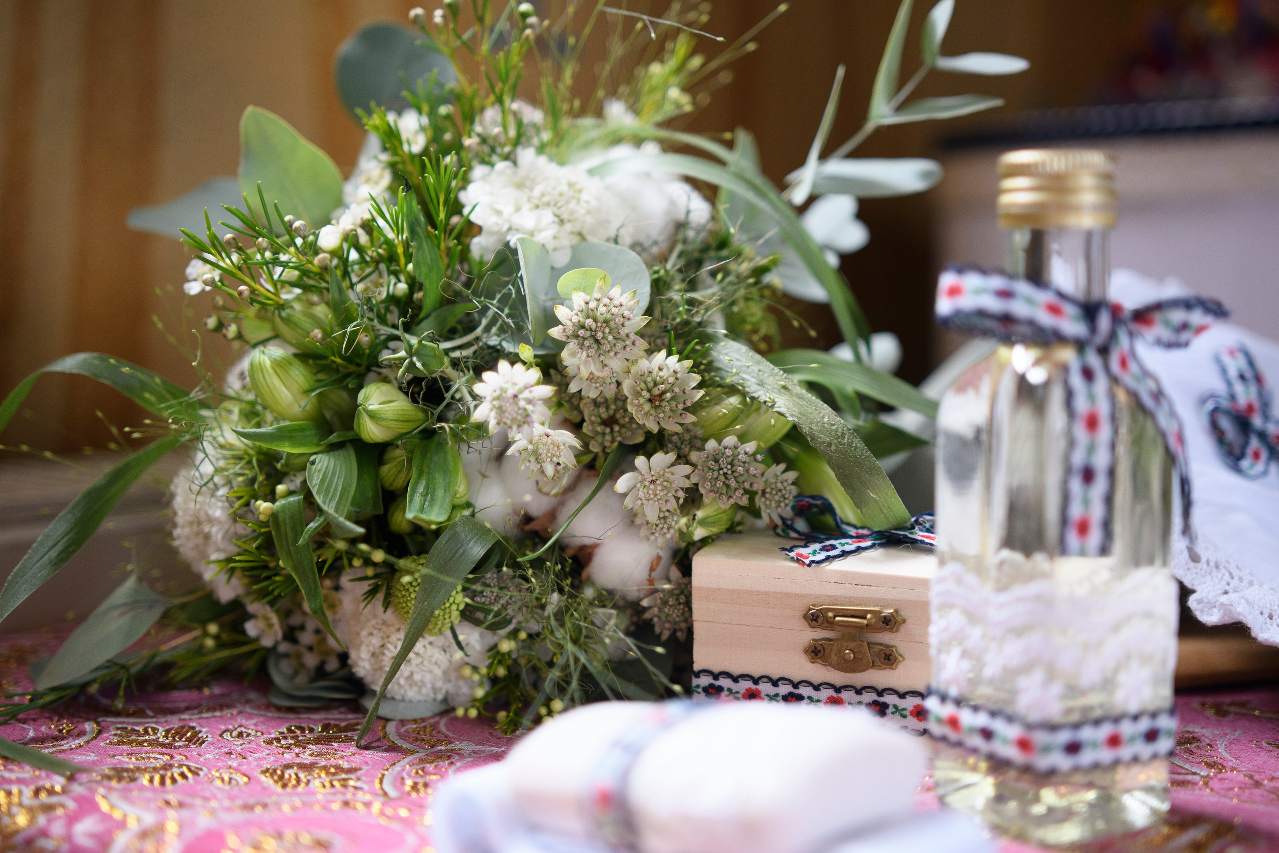 Fotografii Nunta + Botez Ciresul Salbatic. MDimaFotoStudio. Fotograf de nuntă, evenimente private și de familie