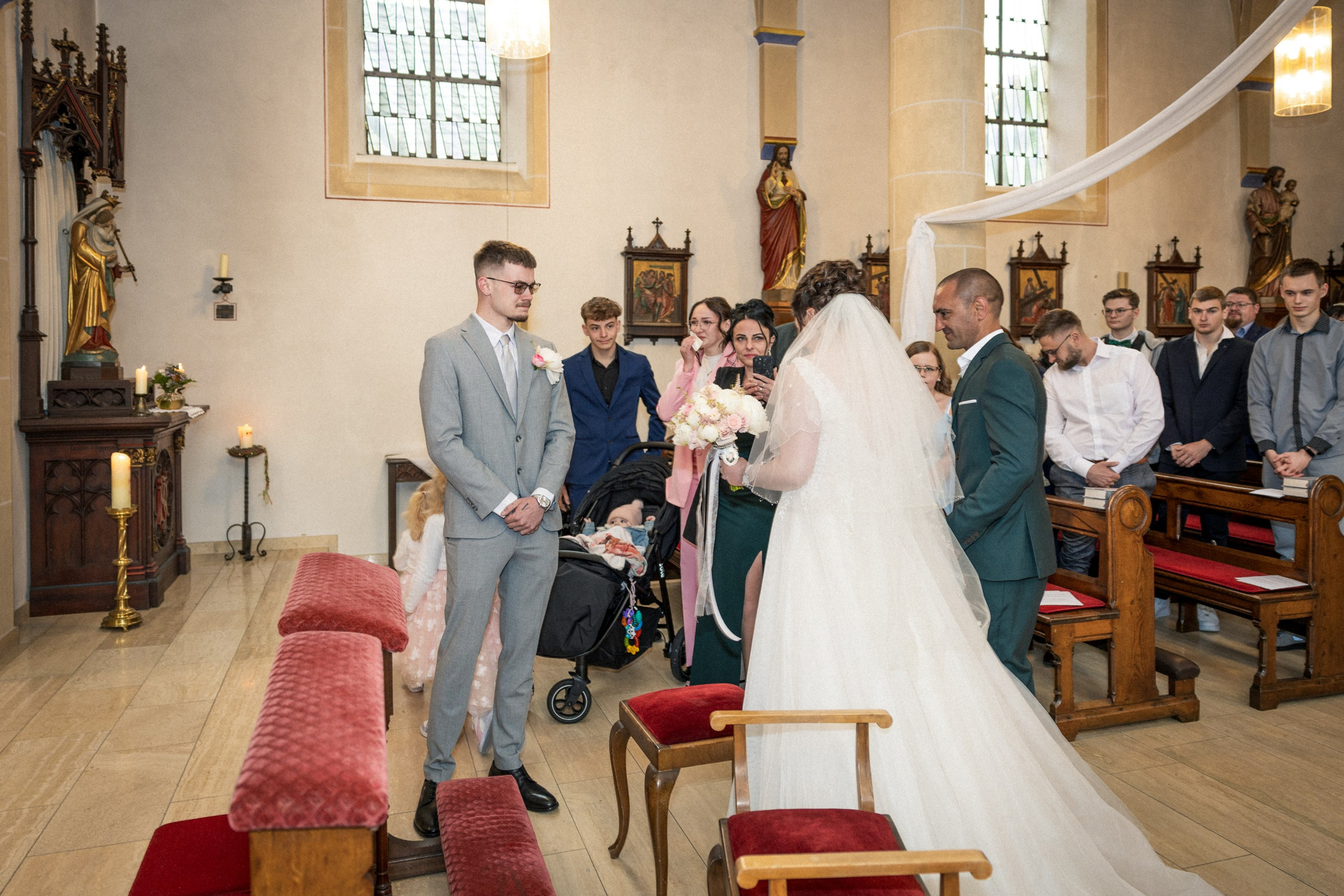 Kirchliche Trauung. Hochzeitfotograf in Bielefeld