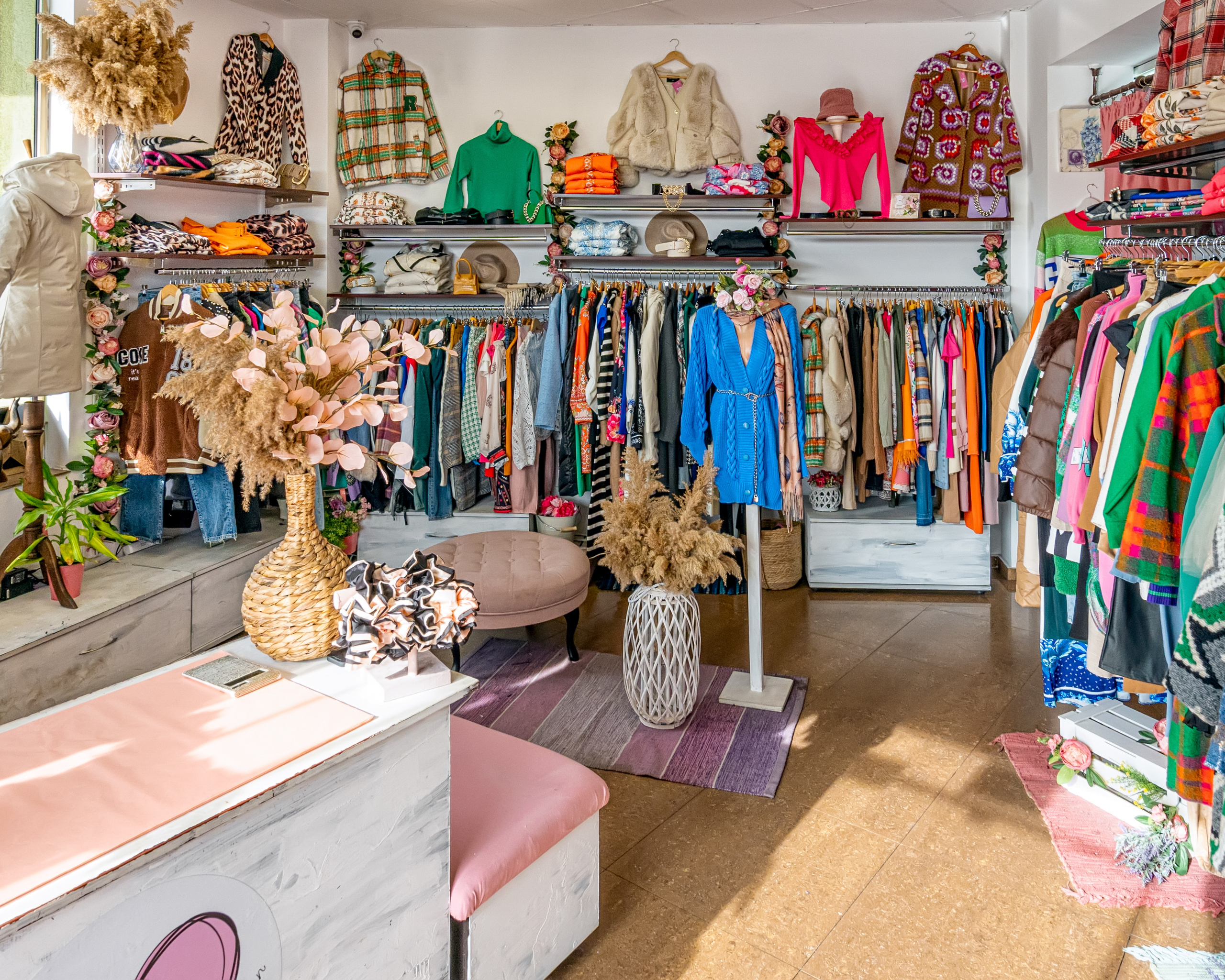 Магазин FASHION HOUSE. Професионален фотограф в Пловдив и областта