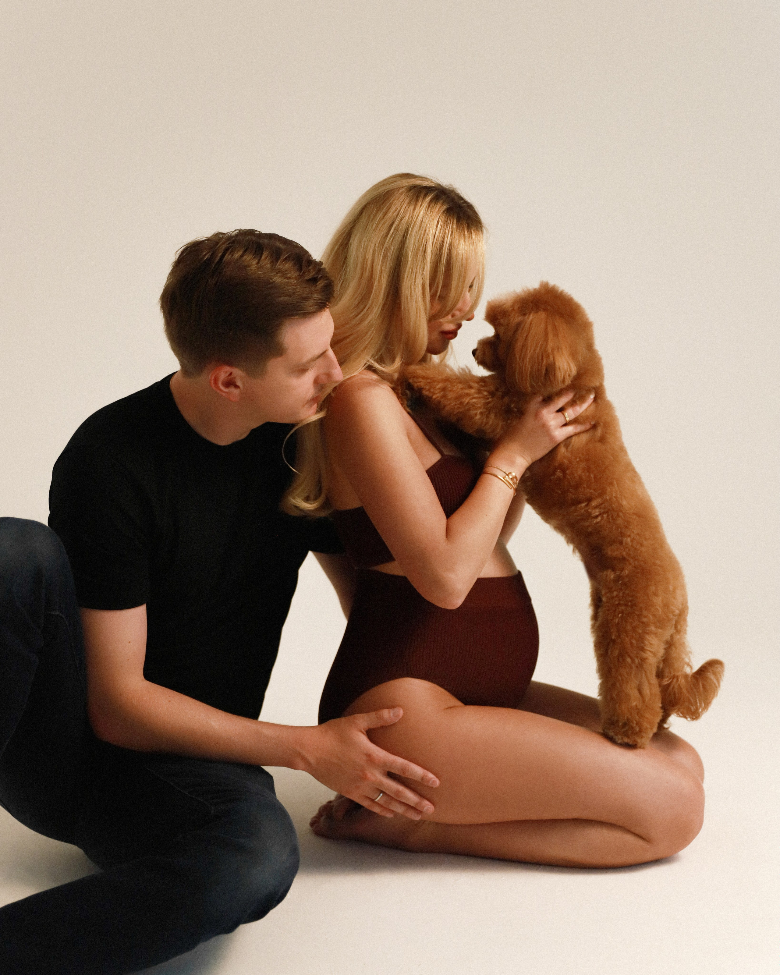 Maternity. Julia Kuzmovych personal and pregnancy photographer in London