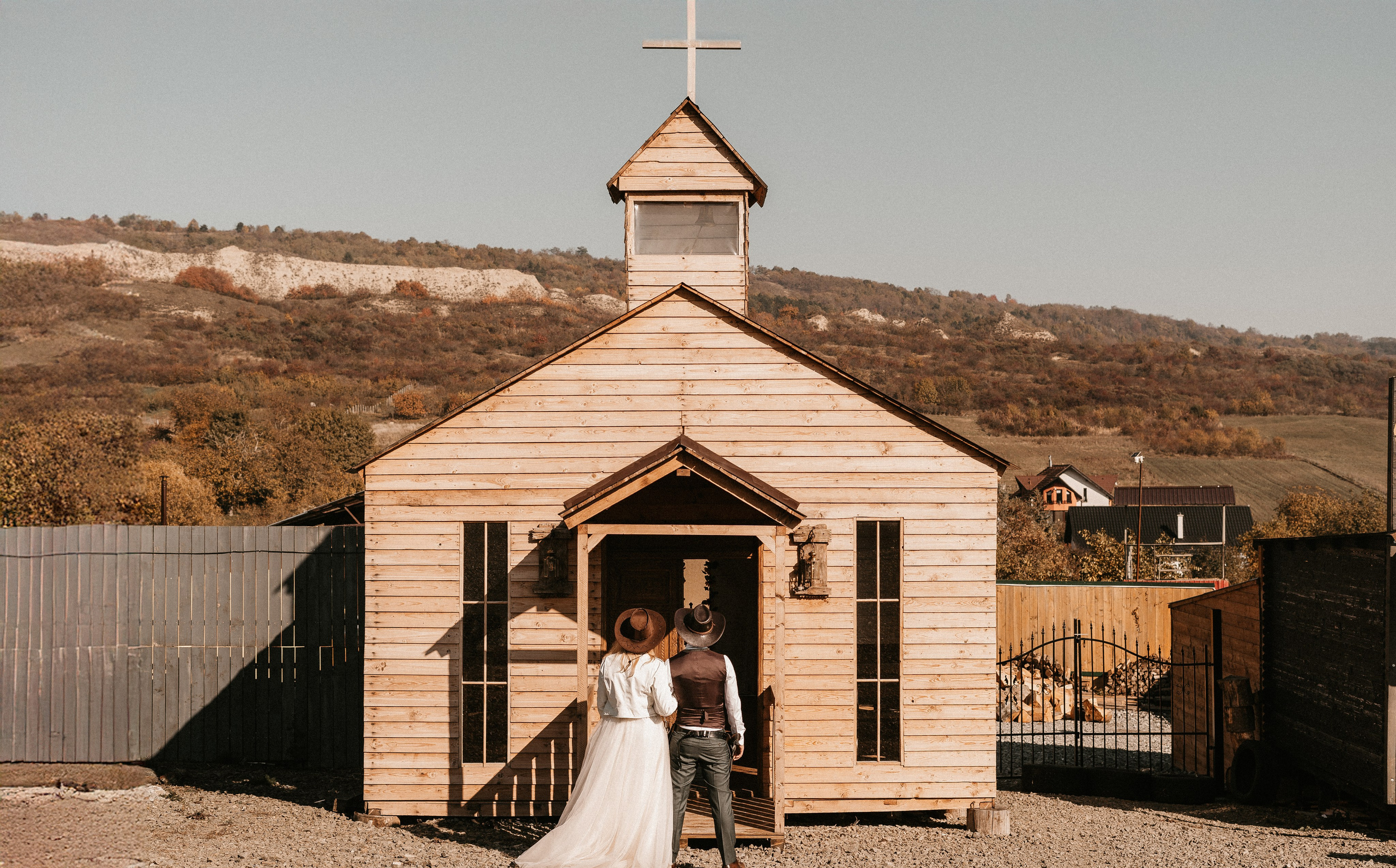 Christiana & Gyuszi. Dara Lens | The art of remembering