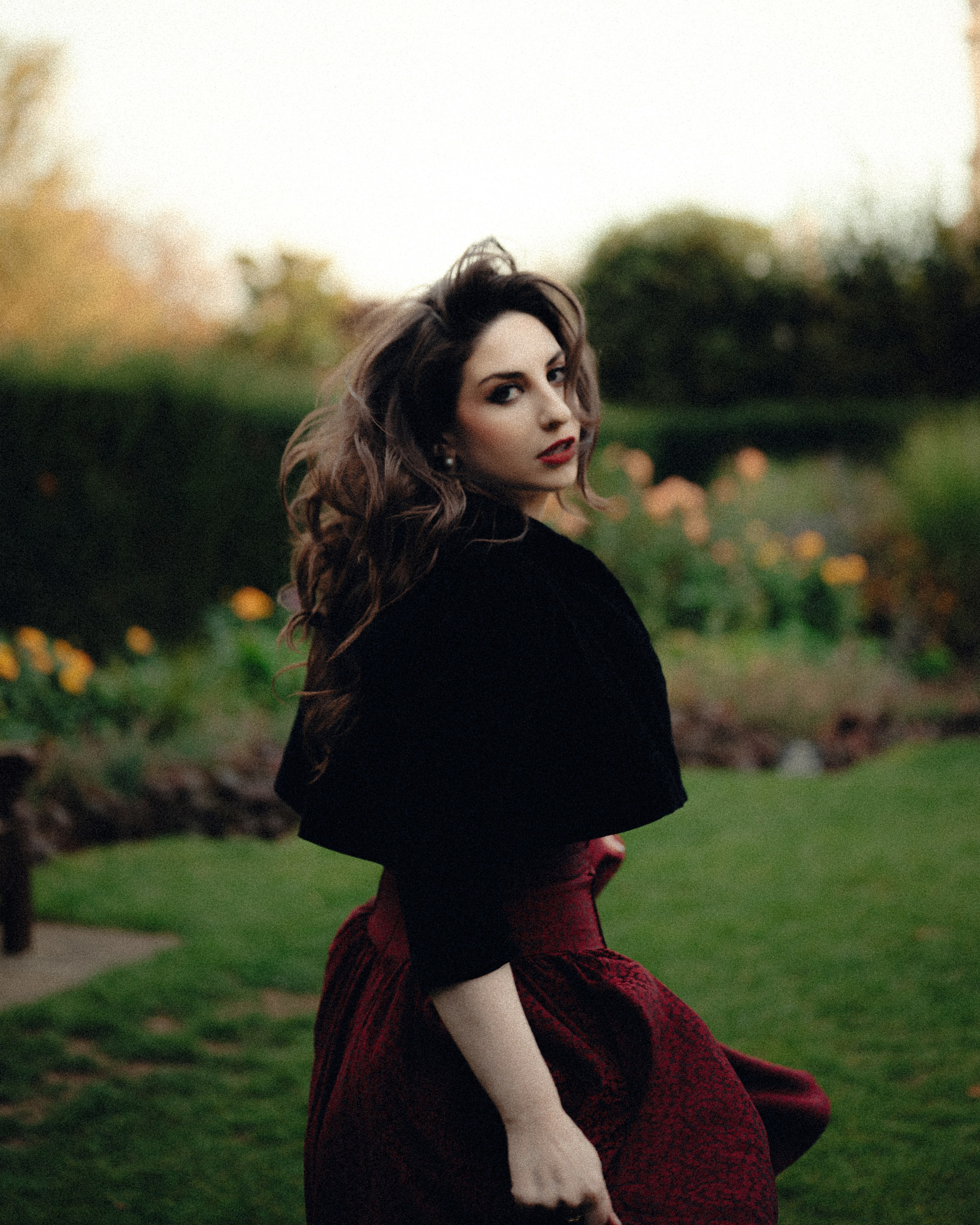 Autumn Vintage Photoshoot in London Kensington. Moth & Moss Photography