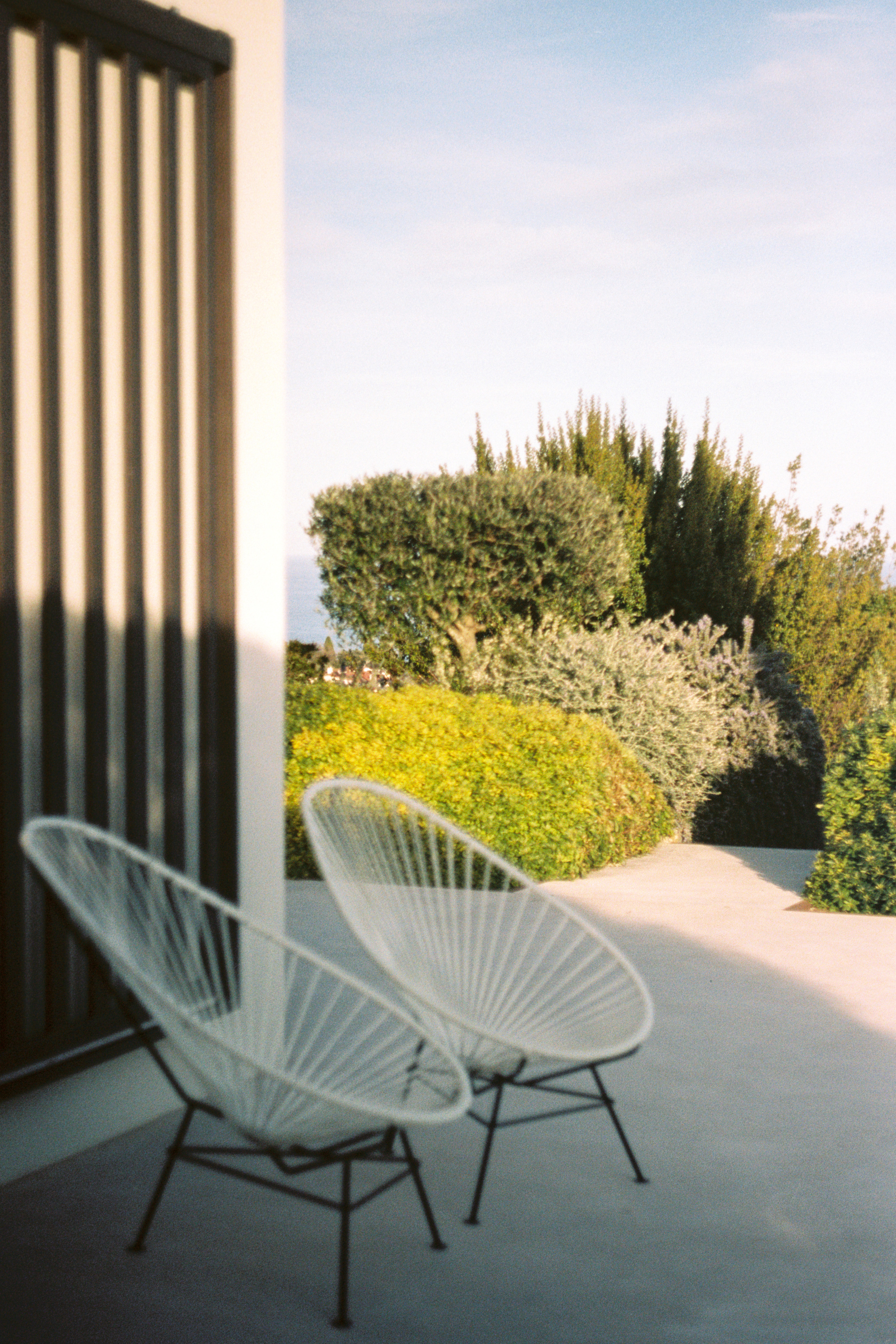 Welcome beyond. Ksenia Marchand/ Lifestyle photographer in Paris