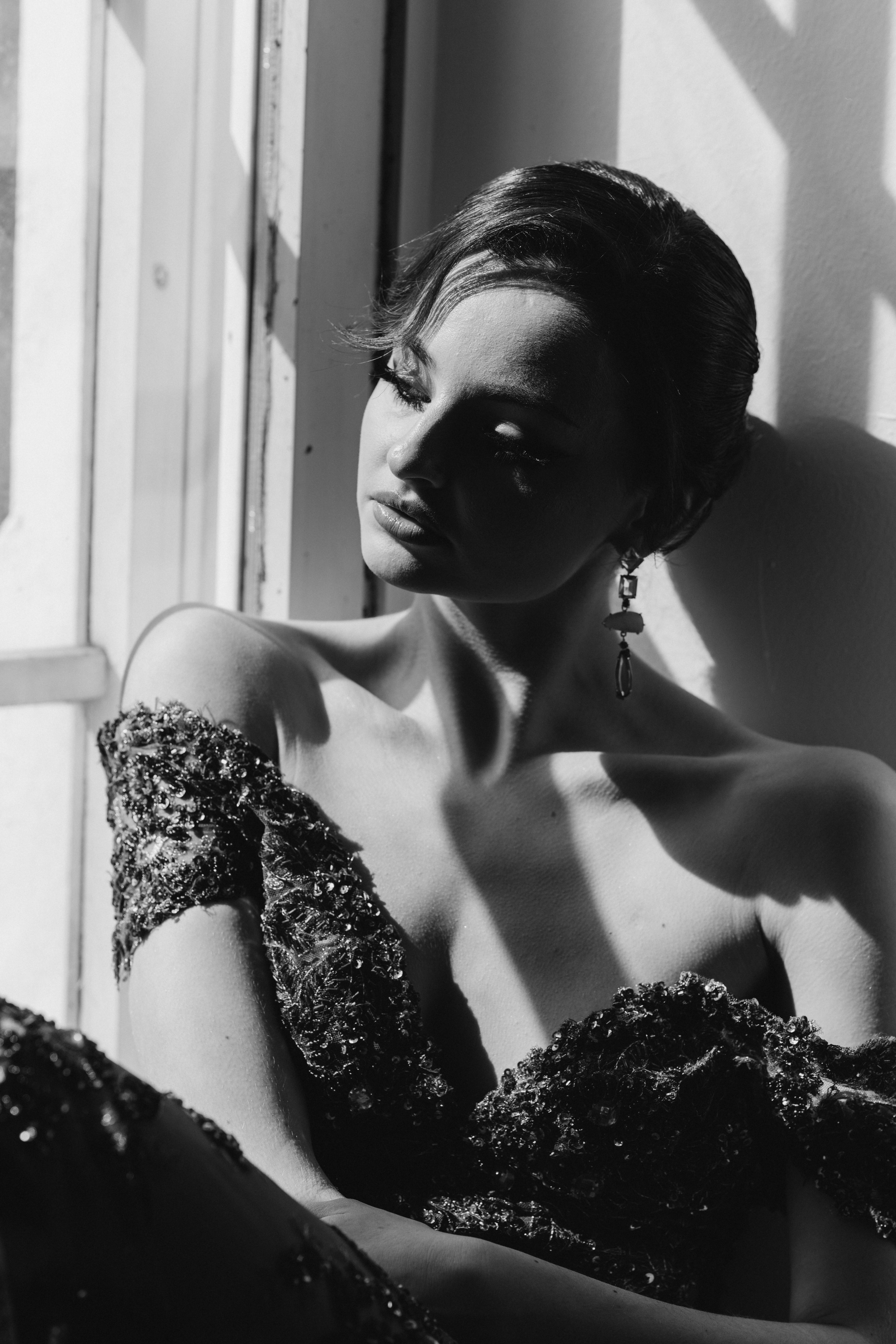 Riikka Couture, Riikka Ikäheimo, Violetta Keller, Portrait, Dancer. Wedding and portrait photographer in Helsinki Vickan O