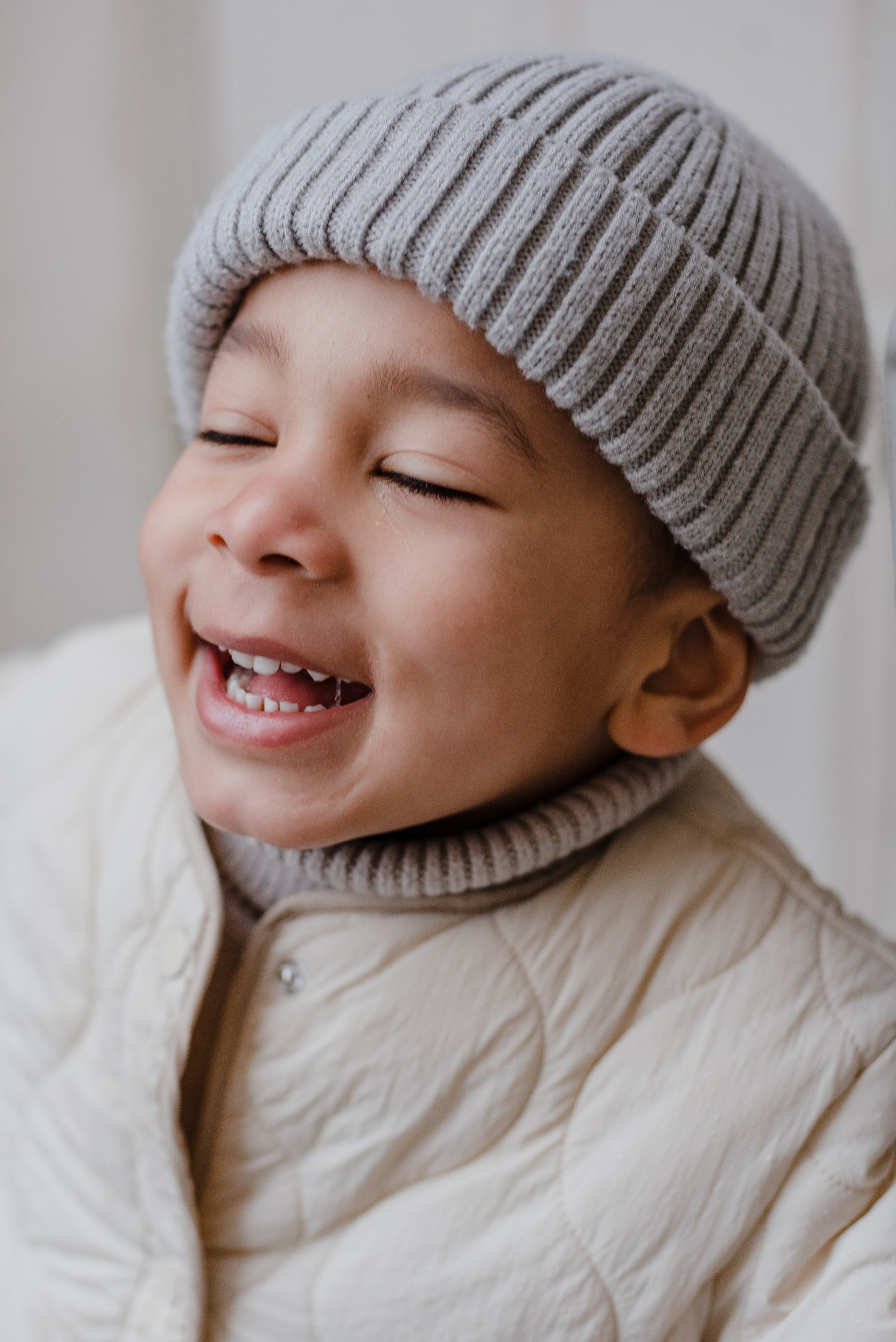 Mother and son session. Timeless Paris moment. Ksenia Marchand/ Lifestyle photographer in Paris