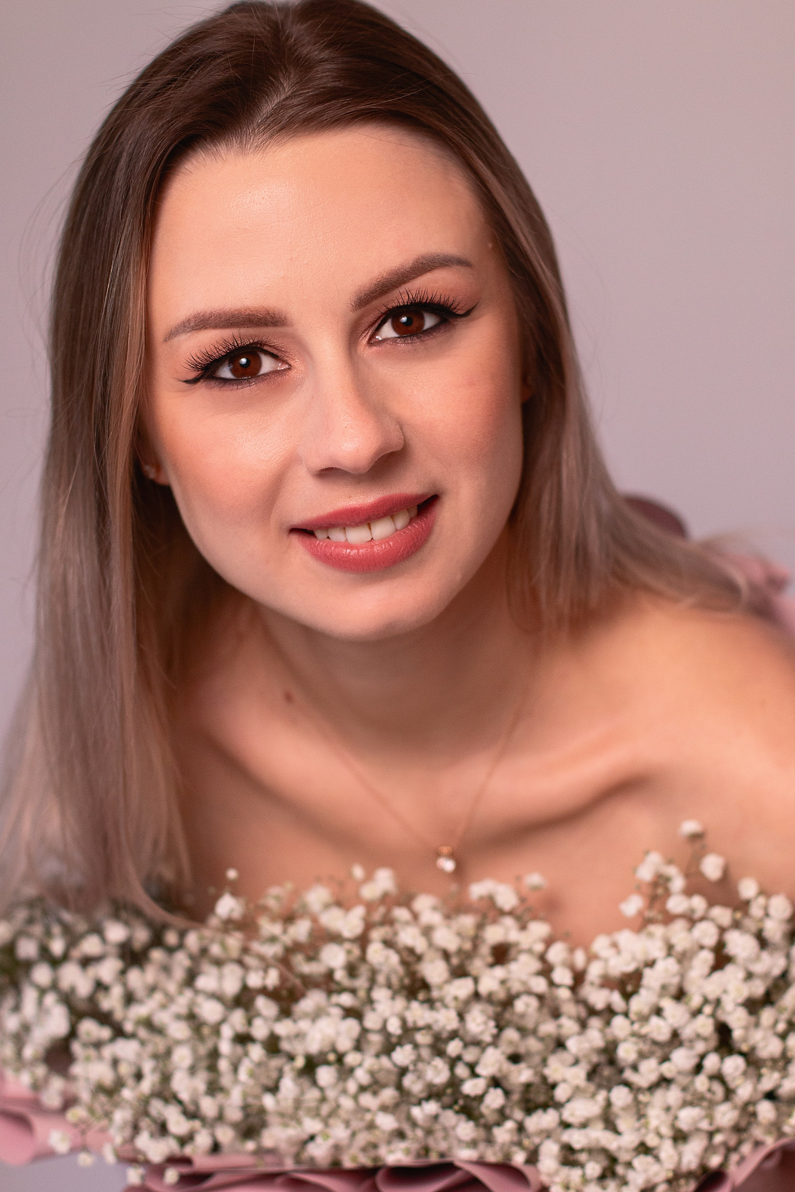 Девушка-букет. Детский и семейный фотограф в г. Бельцы