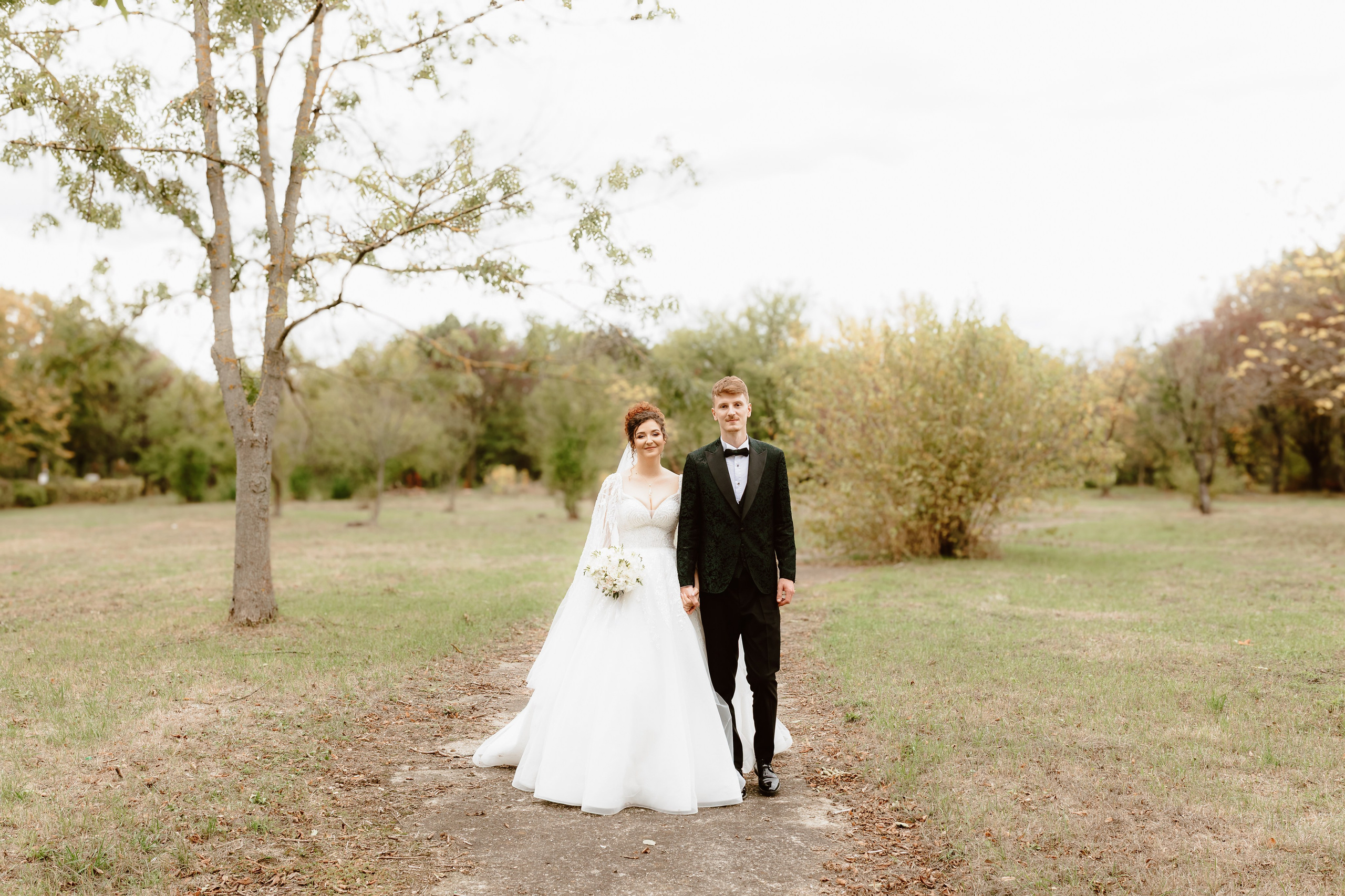 Alexandra & Adrian 🍀🧡🌿. Stefan Teodorescu — Fotograf de Nunta