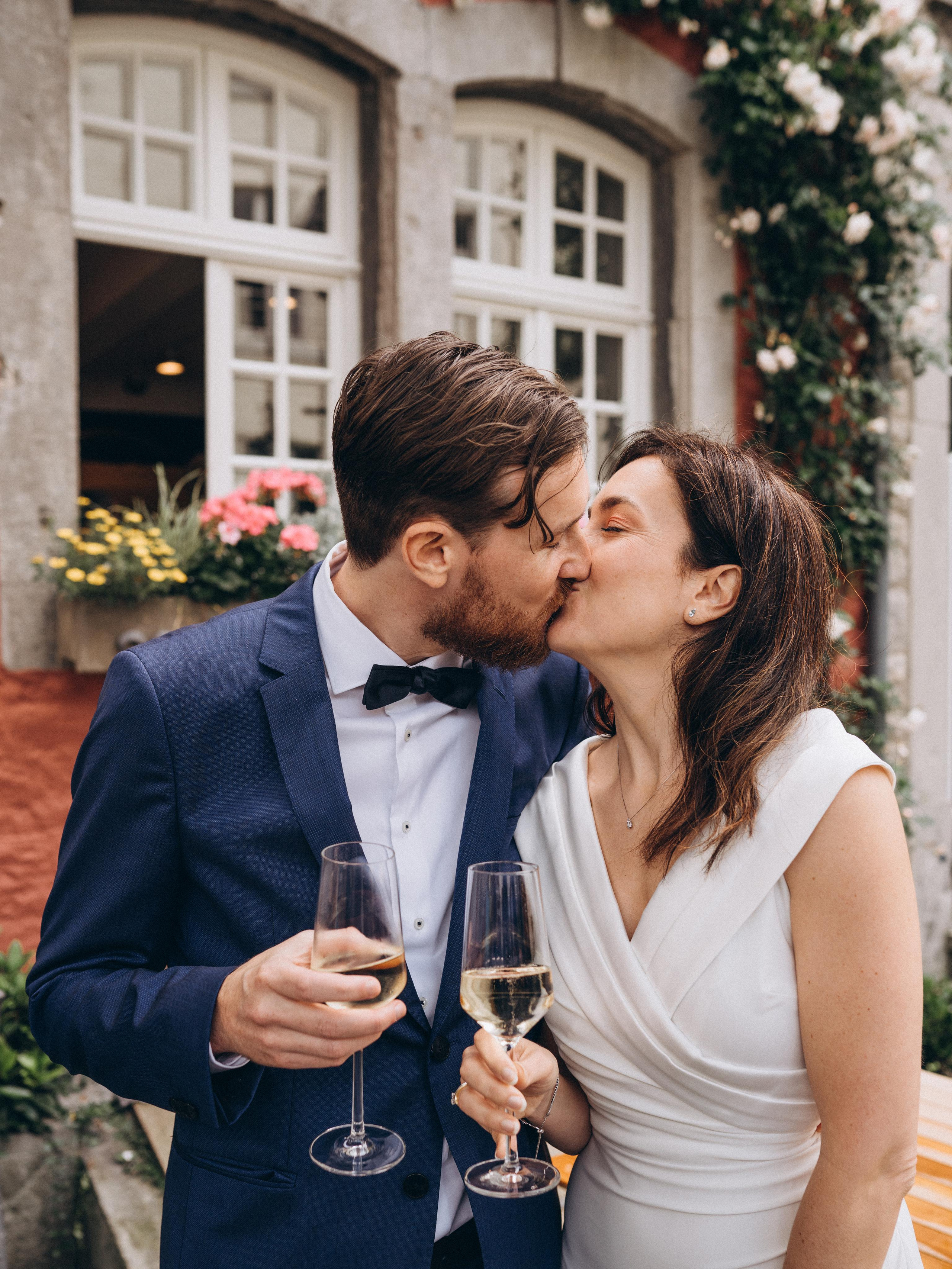 Hochzeitsfotos. Fotografie und Henna Kunst in Köln — Sylvette Loda