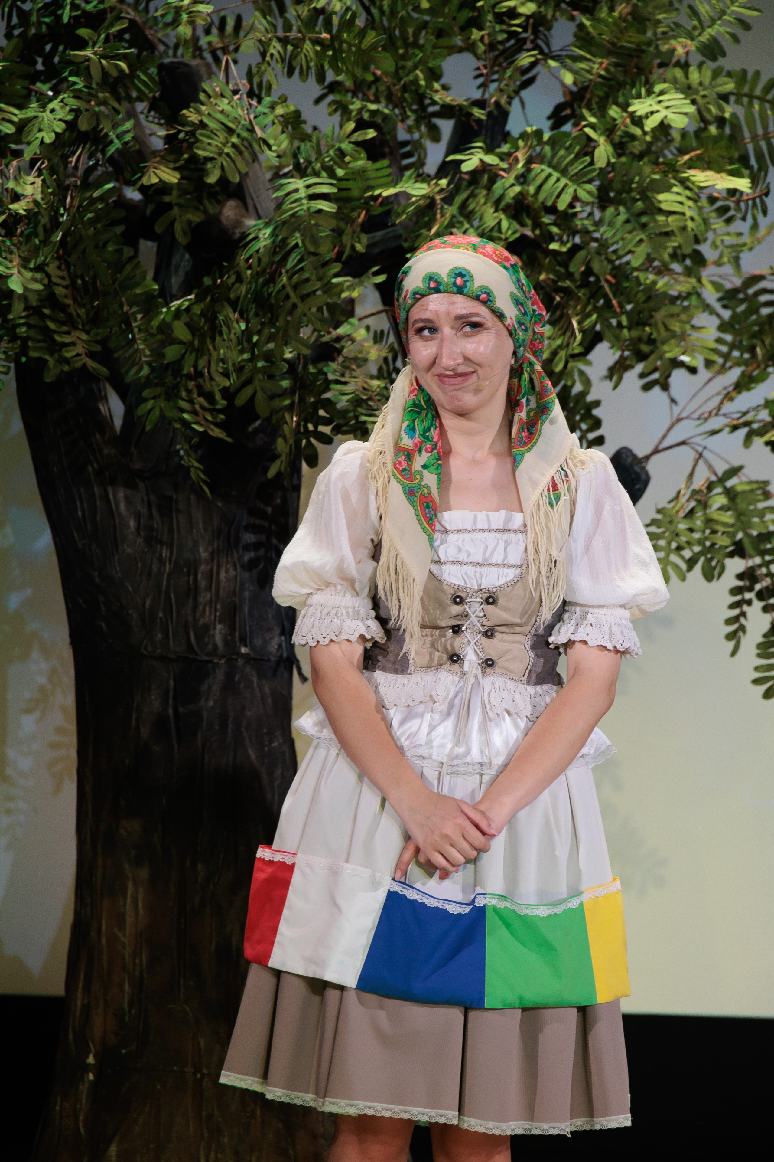 Povestea Scufita Rosie. Clounella. ✔️ Servicii foto si video in Chisinau Moldova - Cinematic.md