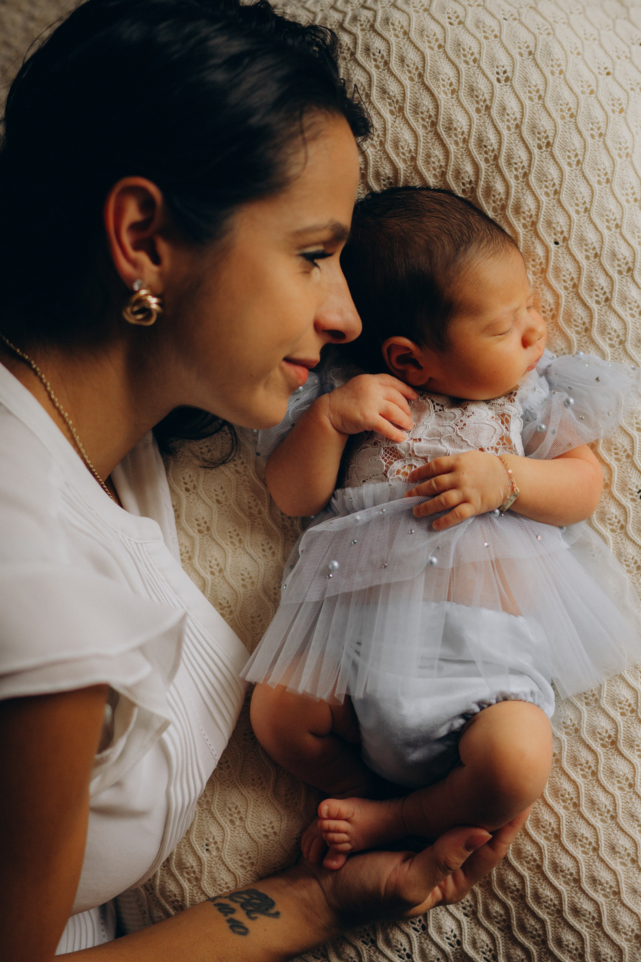 Newborn Home. Katerina Sellitti - Newborn Fotografin aus Bern. Schweiz