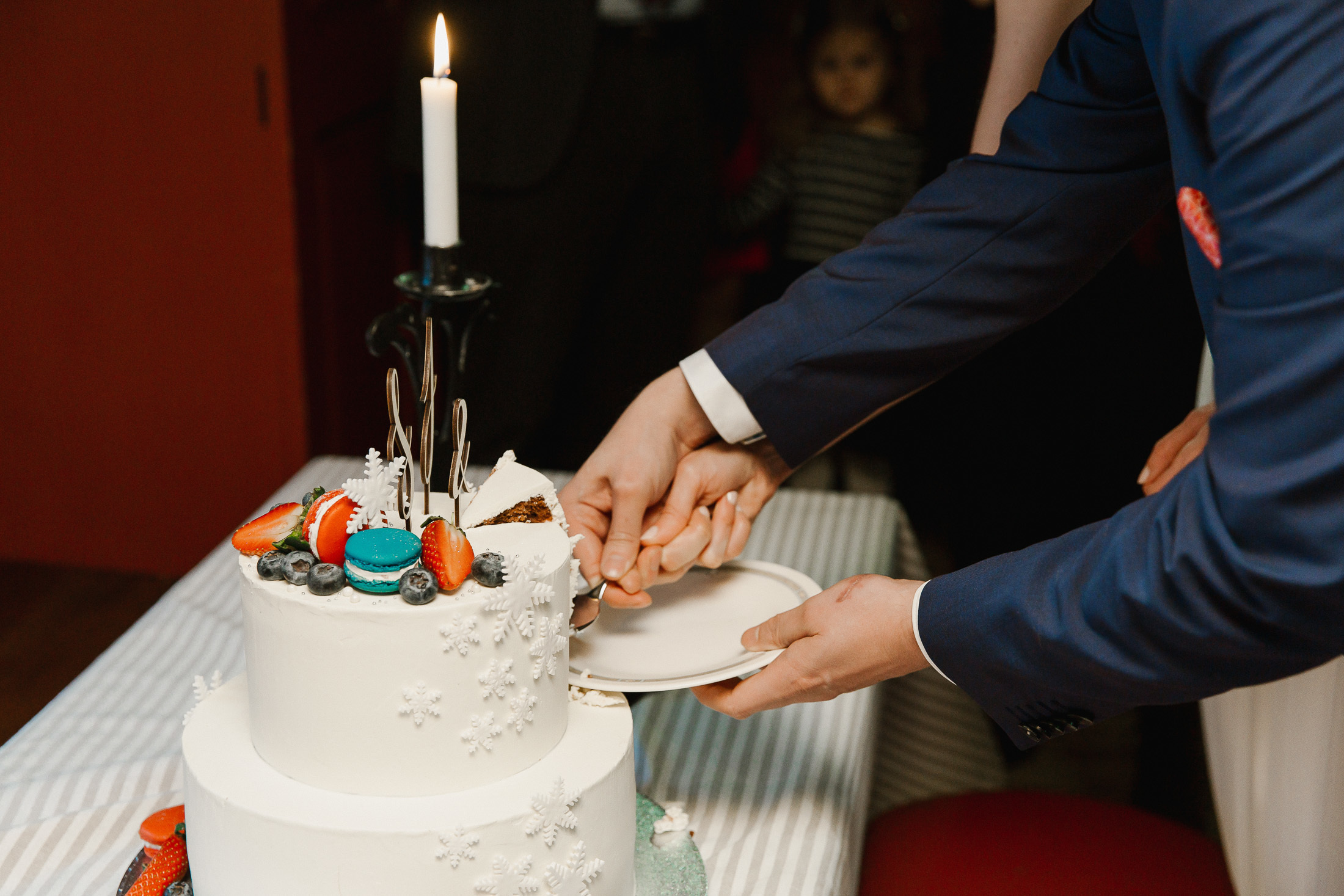 Sandra&Juhani, hääkuvaaja Nuuksio, Green window