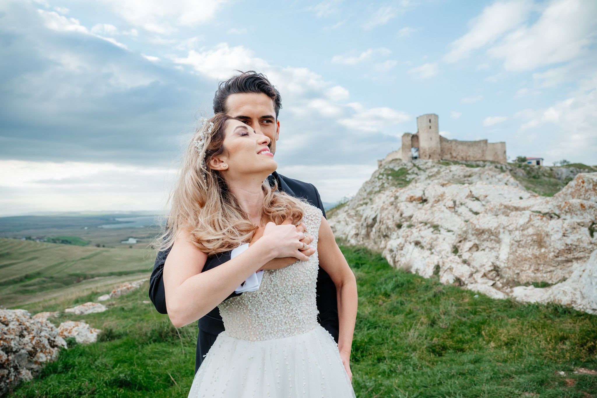 Alexandra & Robert. Www.besttalesstudio.com