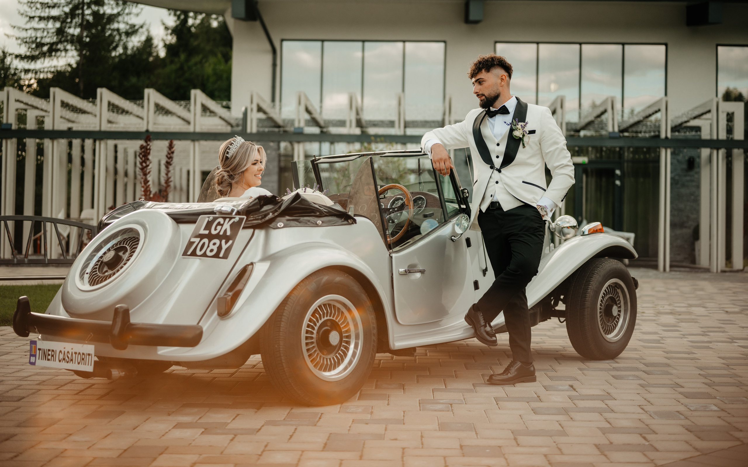 🤎 D a i a n a & D a n i e l - Wedding Day Preview. Wedding & Family Photographer