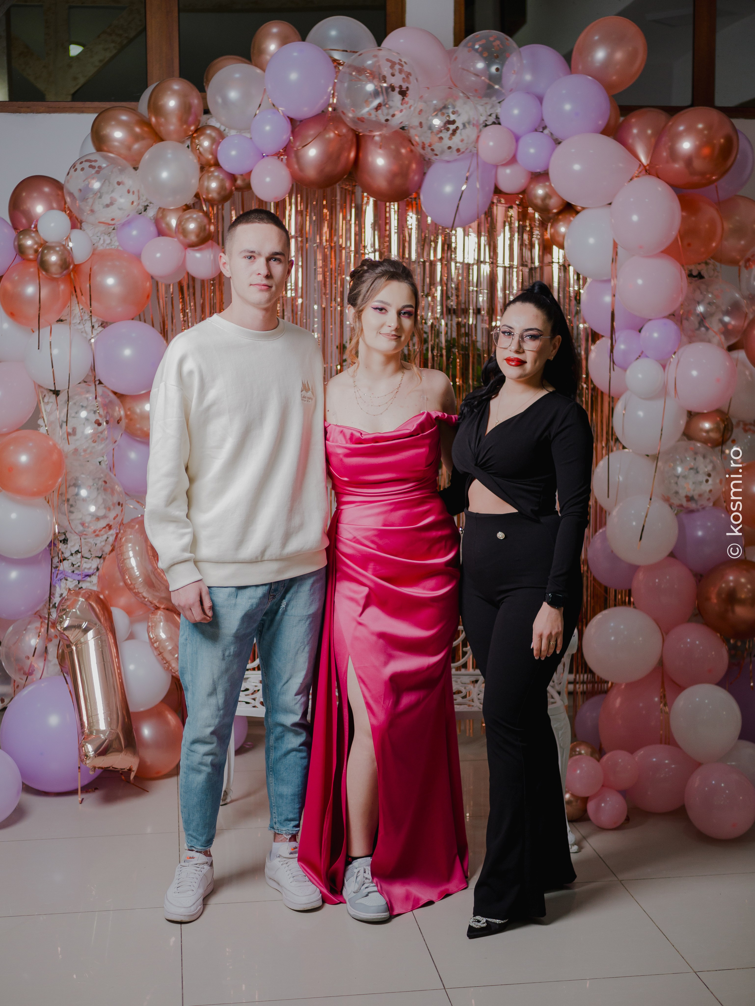 Majorat Andreea. Kosmi