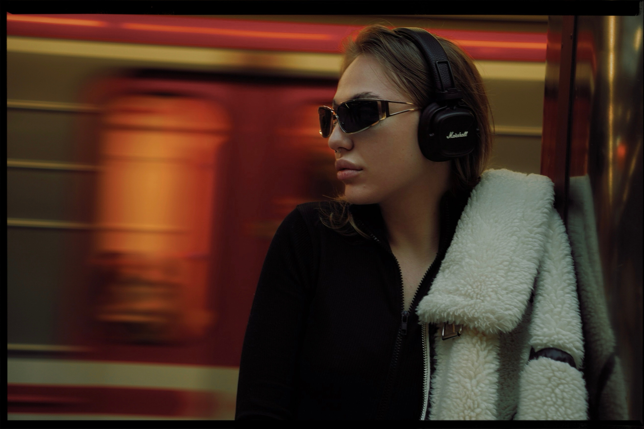 Уличная стрит фотосессия, стрит стайл, съемка на улице в Праге. Фотограф в Праге, Брно Елена Федоренко / Photographer Elena Fedorenko