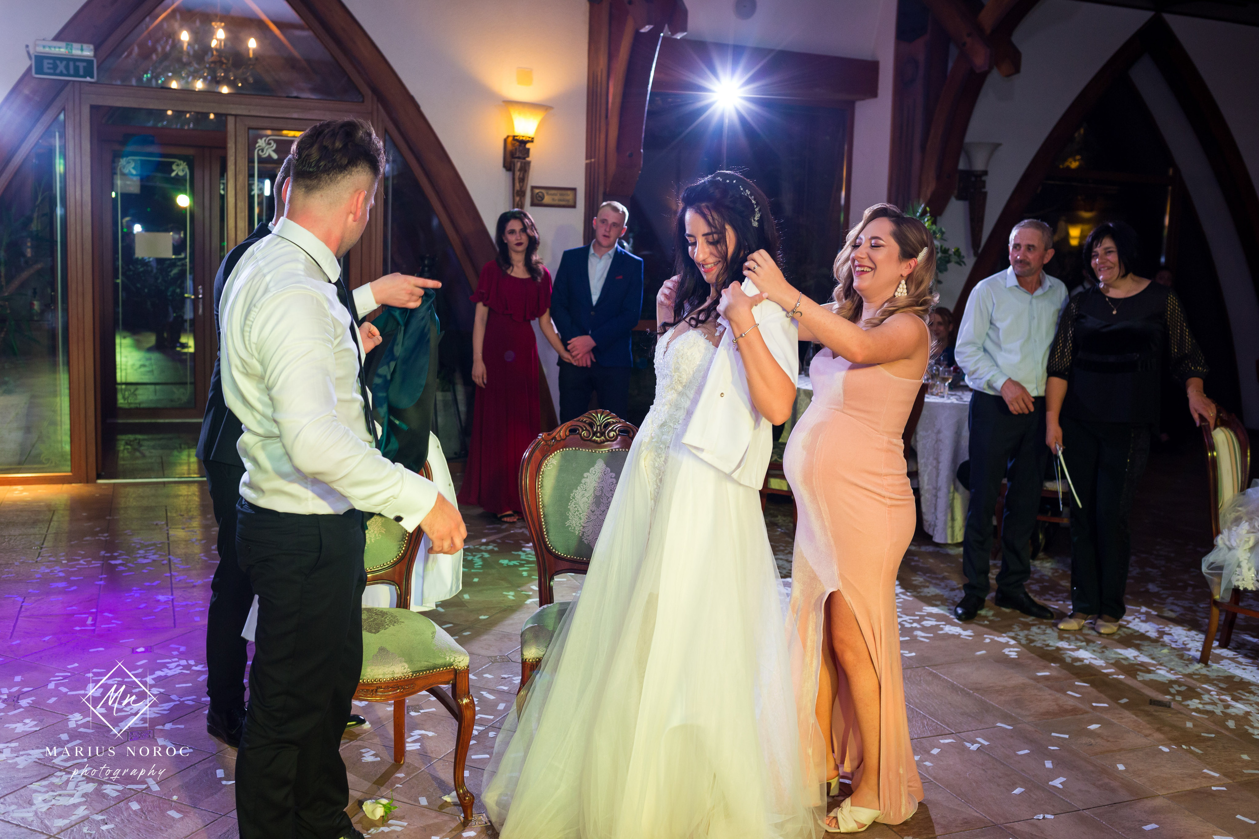 Elena & Petrisor | Hotel Restaurant La Castel Iasi