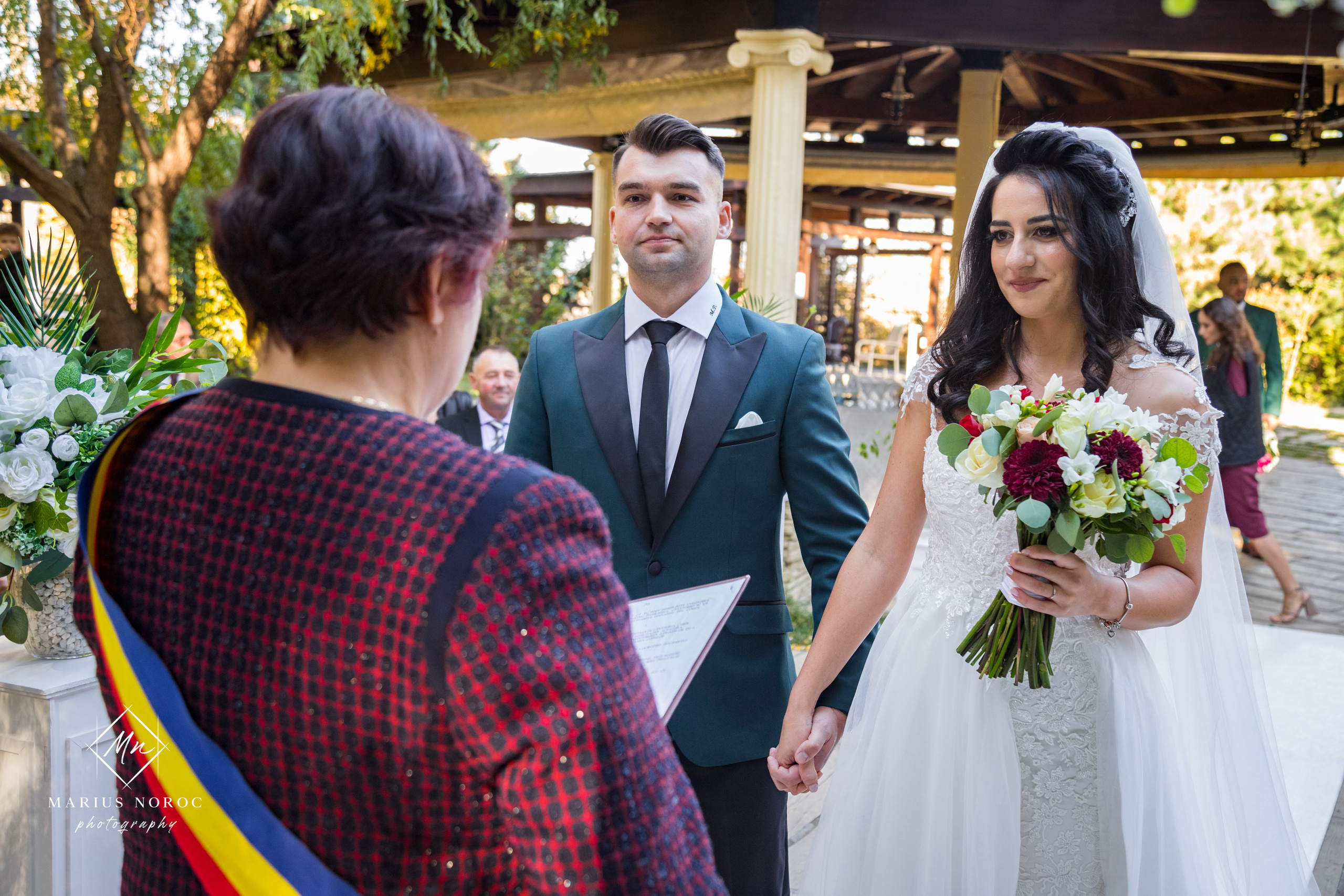 Elena & Petrisor | Hotel Restaurant La Castel Iasi