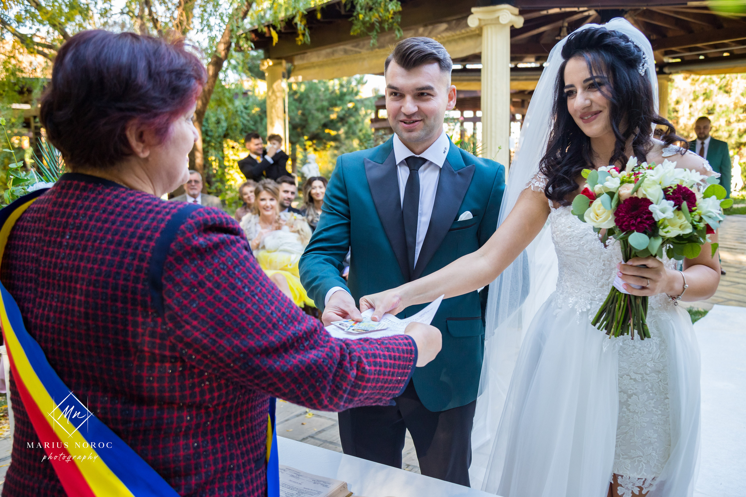 Elena & Petrisor | Hotel Restaurant La Castel Iasi