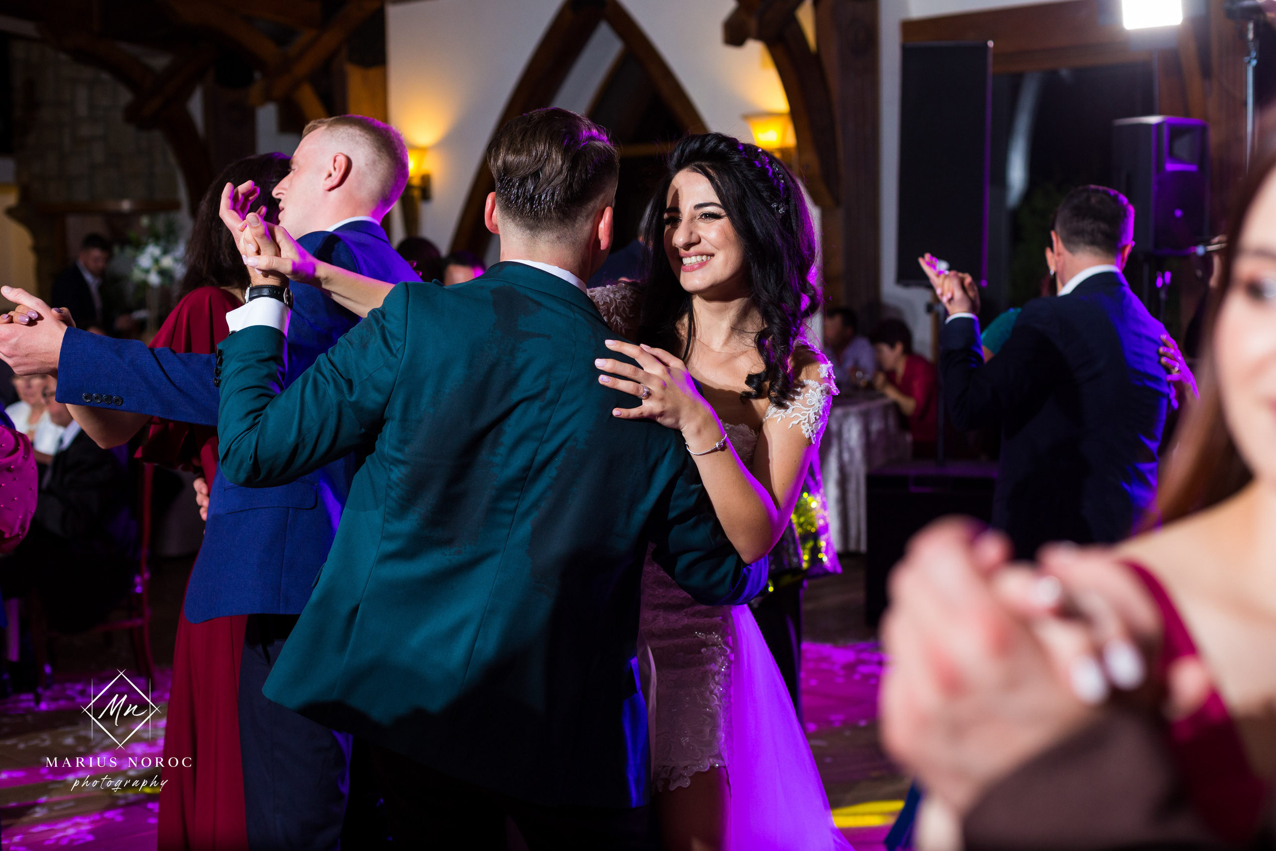 Elena & Petrisor | Hotel Restaurant La Castel Iasi