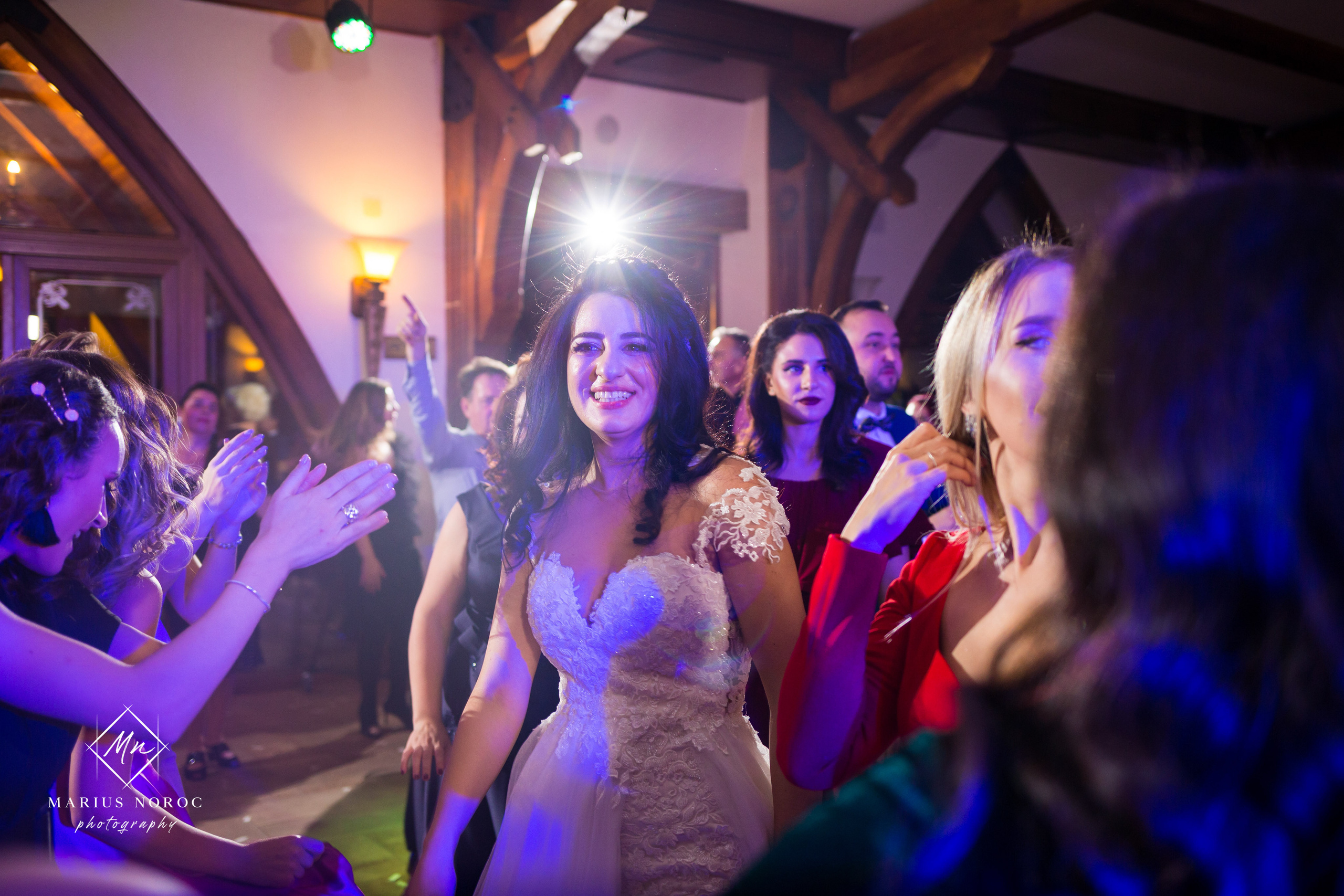 Elena & Petrisor | Hotel Restaurant La Castel Iasi