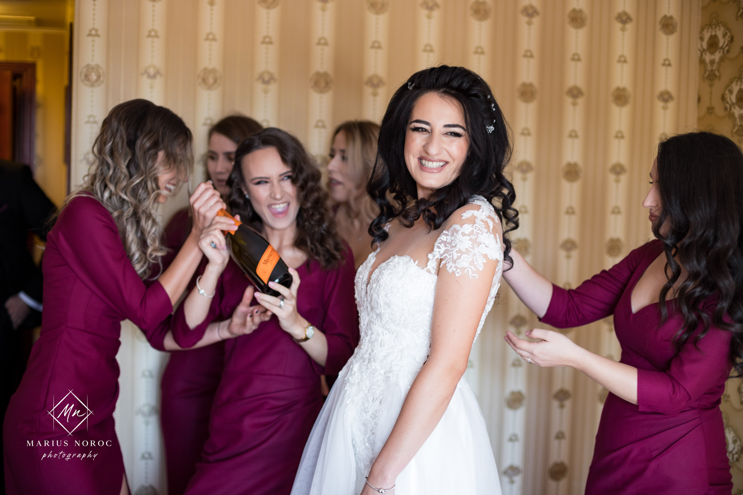 Elena & Petrisor | Hotel Restaurant La Castel Iasi