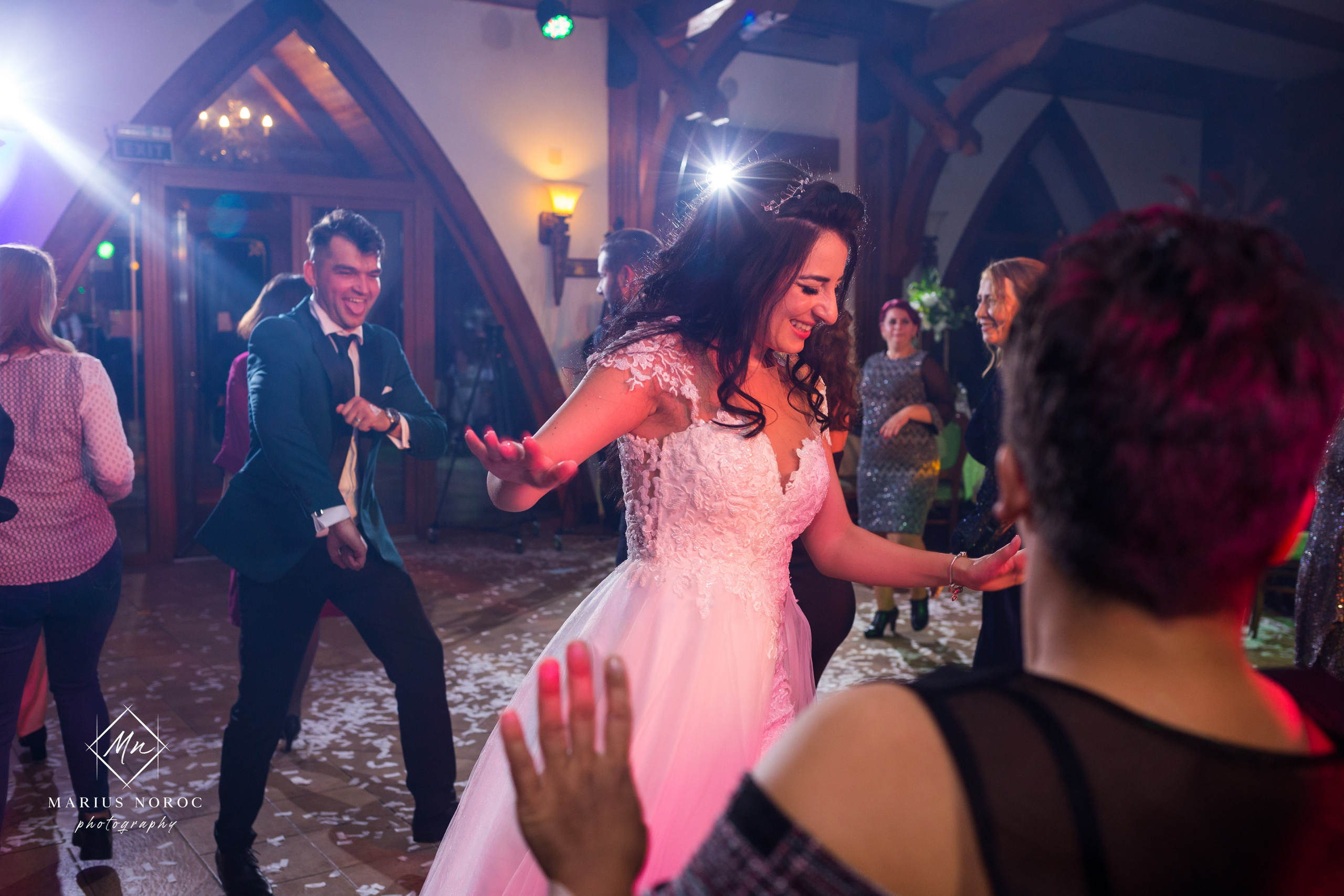 Elena & Petrisor | Hotel Restaurant La Castel Iasi