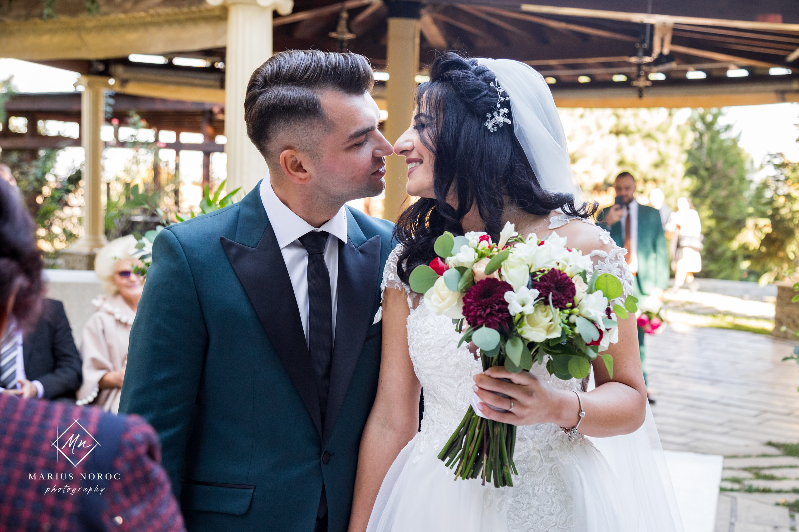 Elena & Petrisor | Hotel Restaurant La Castel Iasi