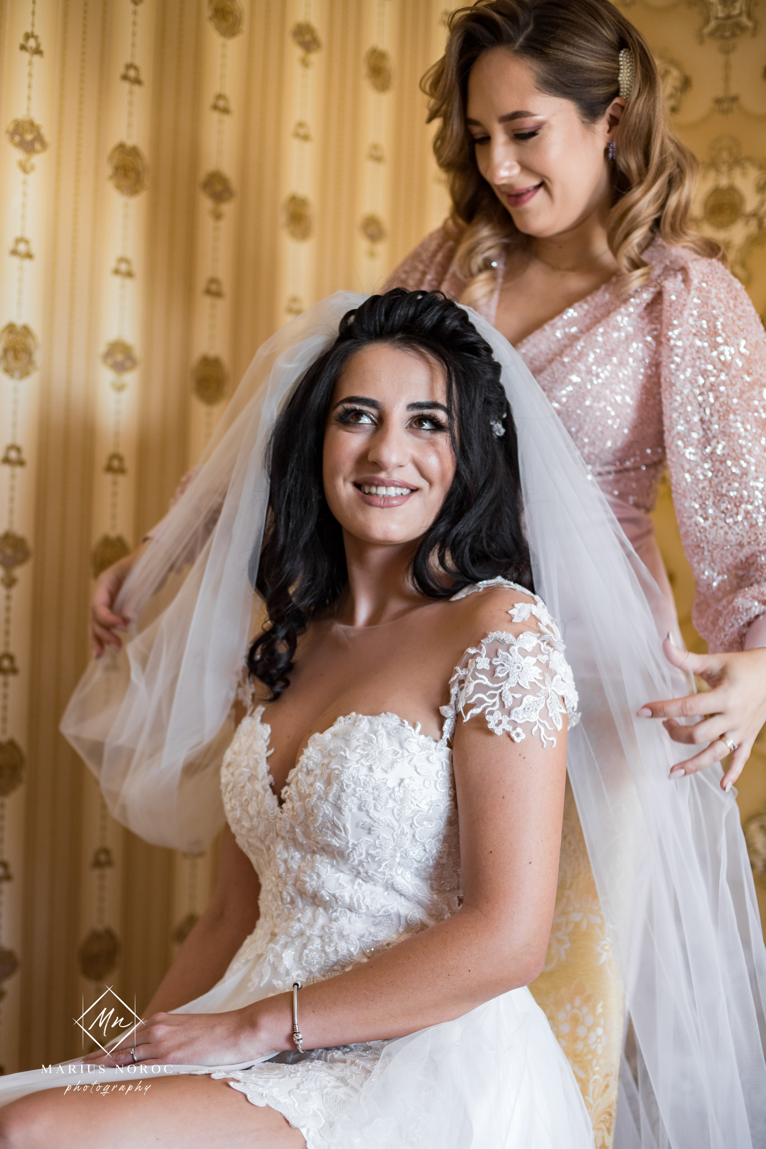 Elena & Petrisor | Hotel Restaurant La Castel Iasi