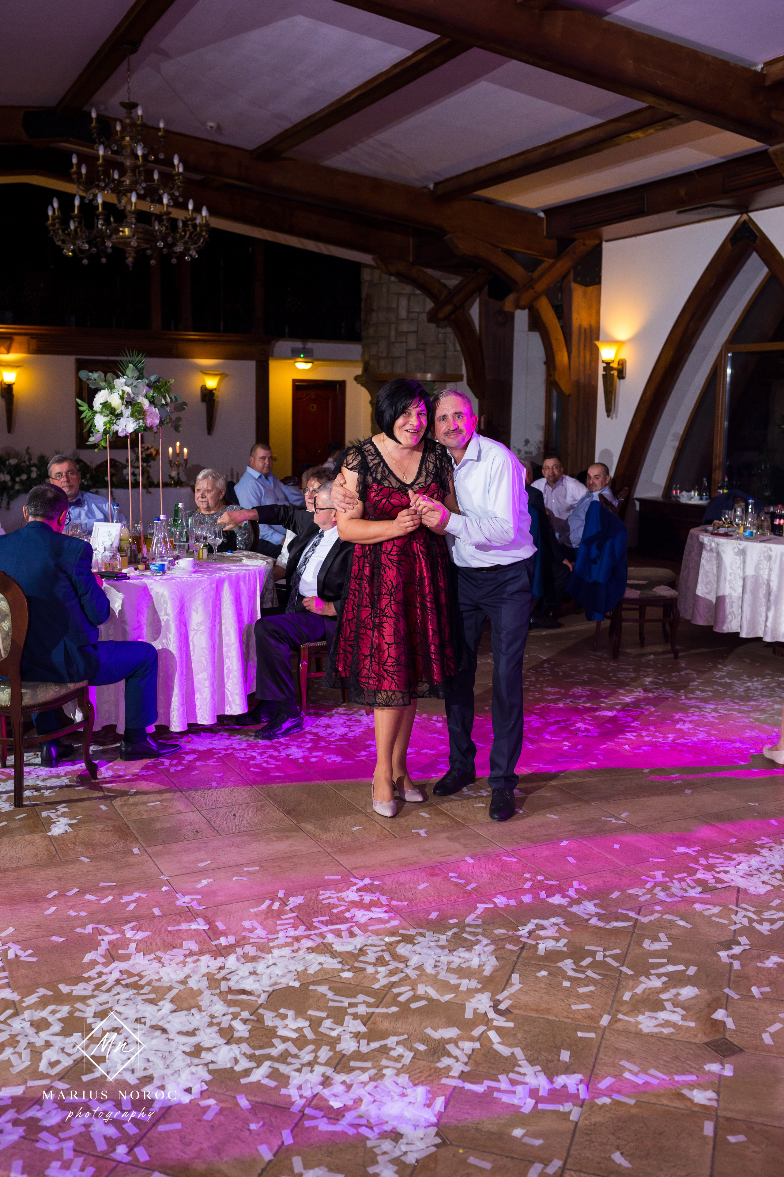 Elena & Petrisor | Hotel Restaurant La Castel Iasi