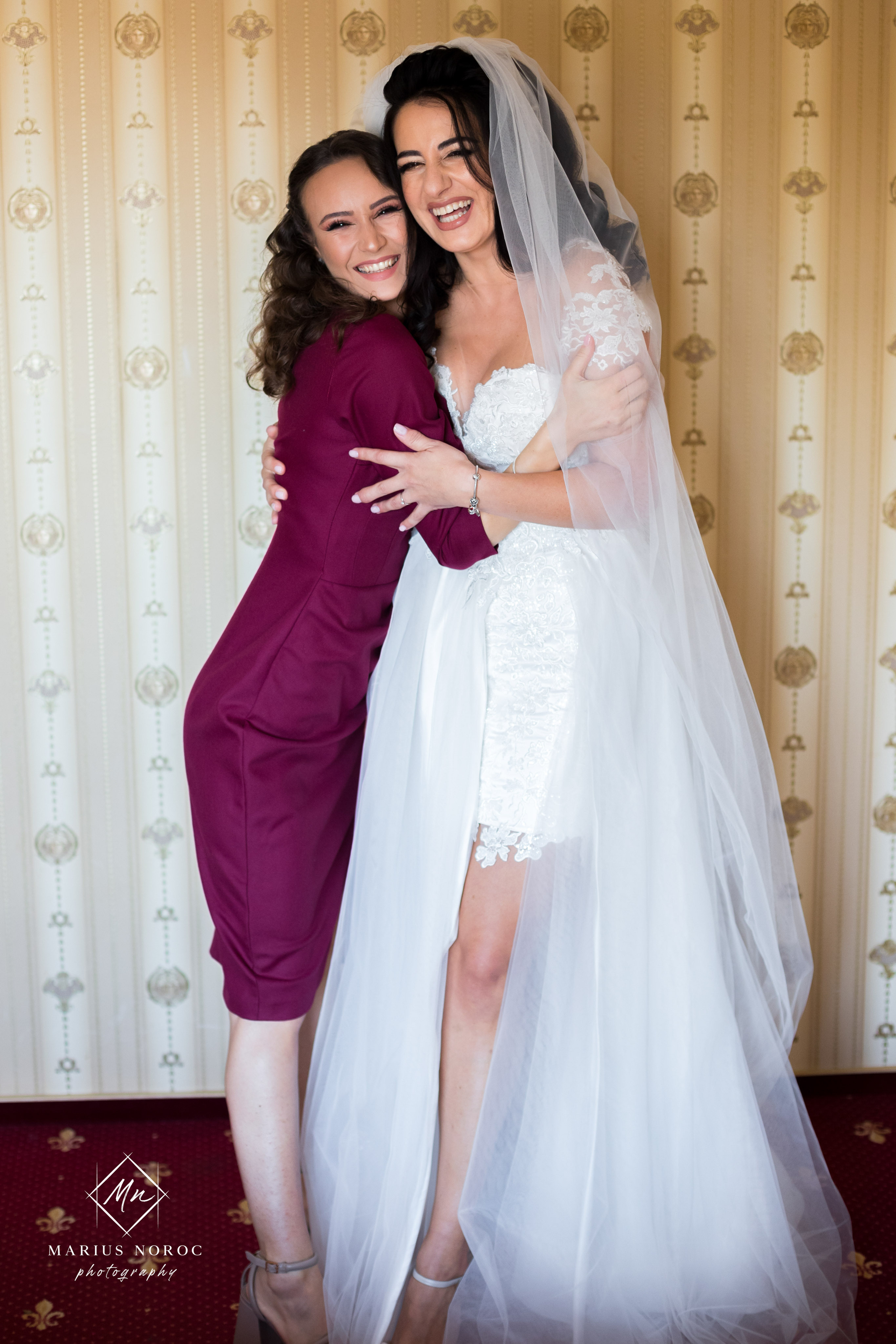 Elena & Petrisor | Hotel Restaurant La Castel Iasi