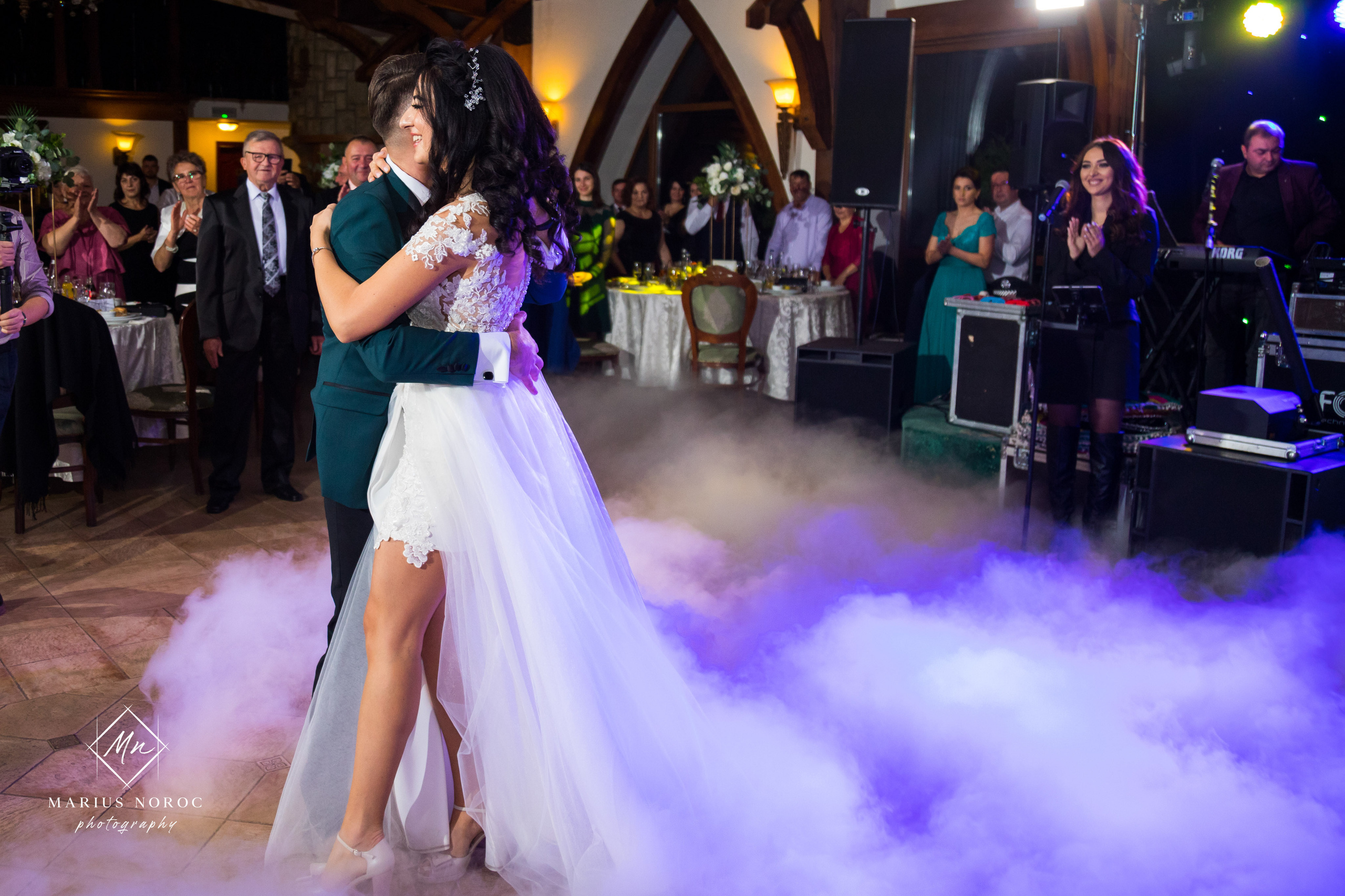 Elena & Petrisor | Hotel Restaurant La Castel Iasi