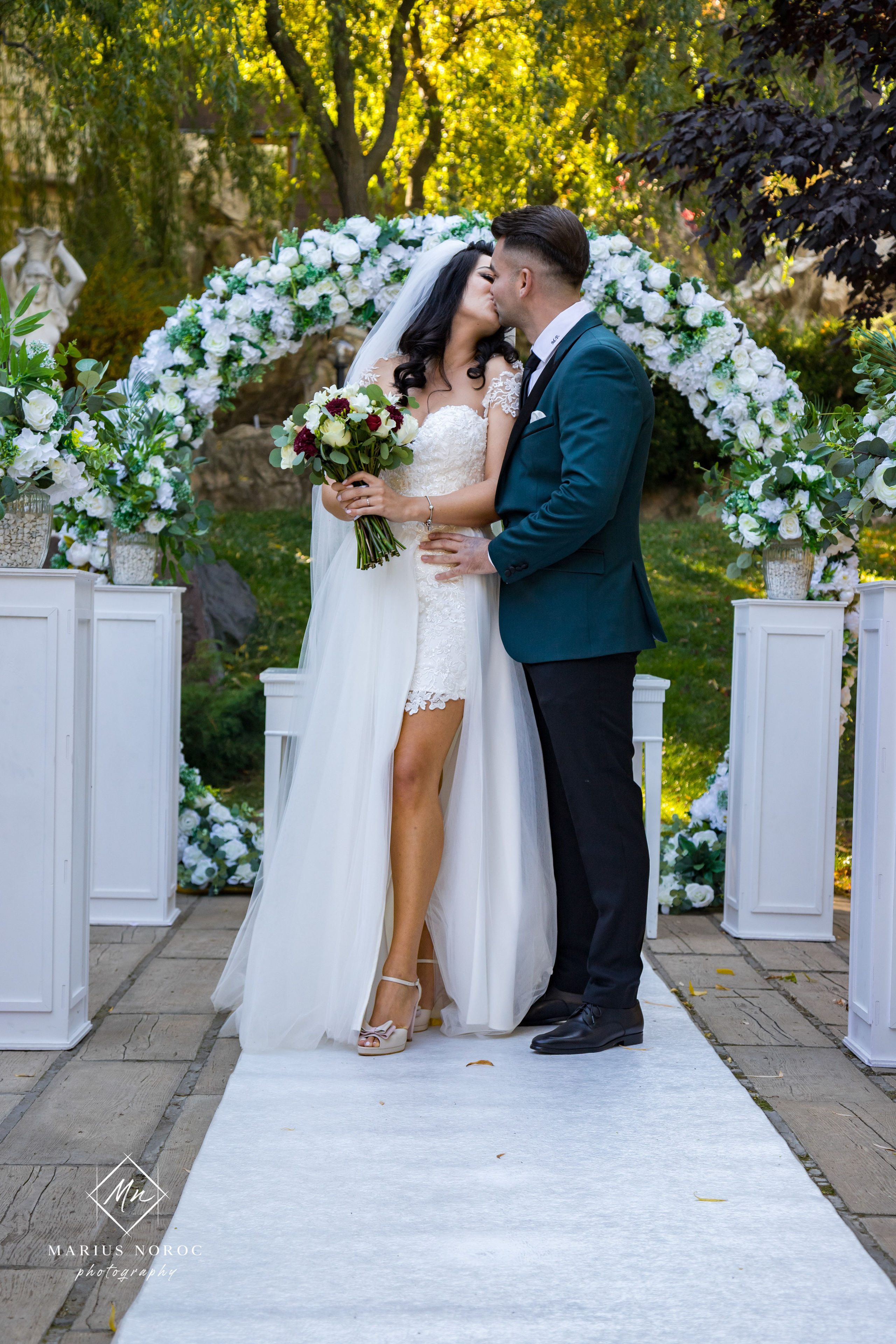 Elena & Petrisor | Hotel Restaurant La Castel Iasi