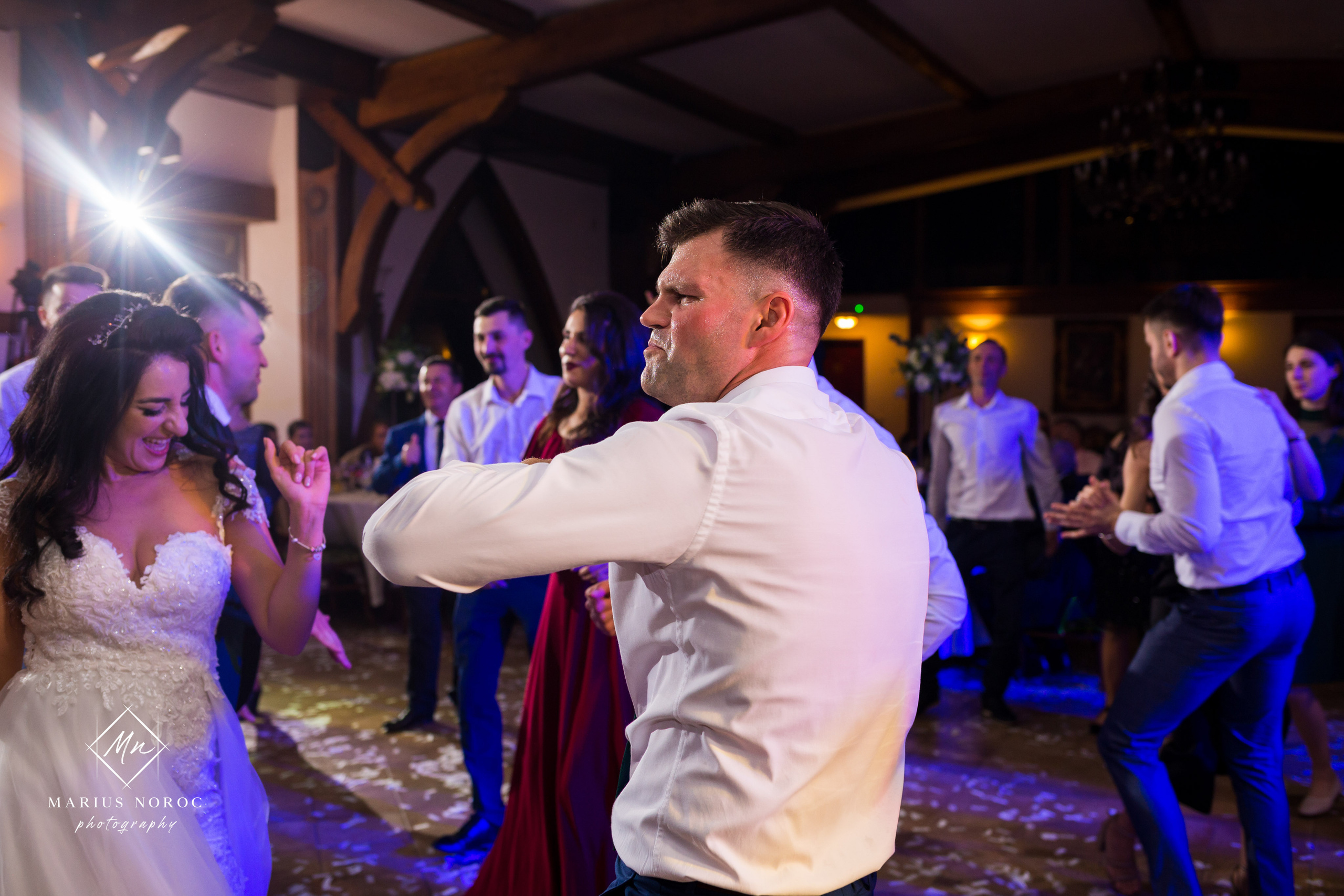 Elena & Petrisor | Hotel Restaurant La Castel Iasi