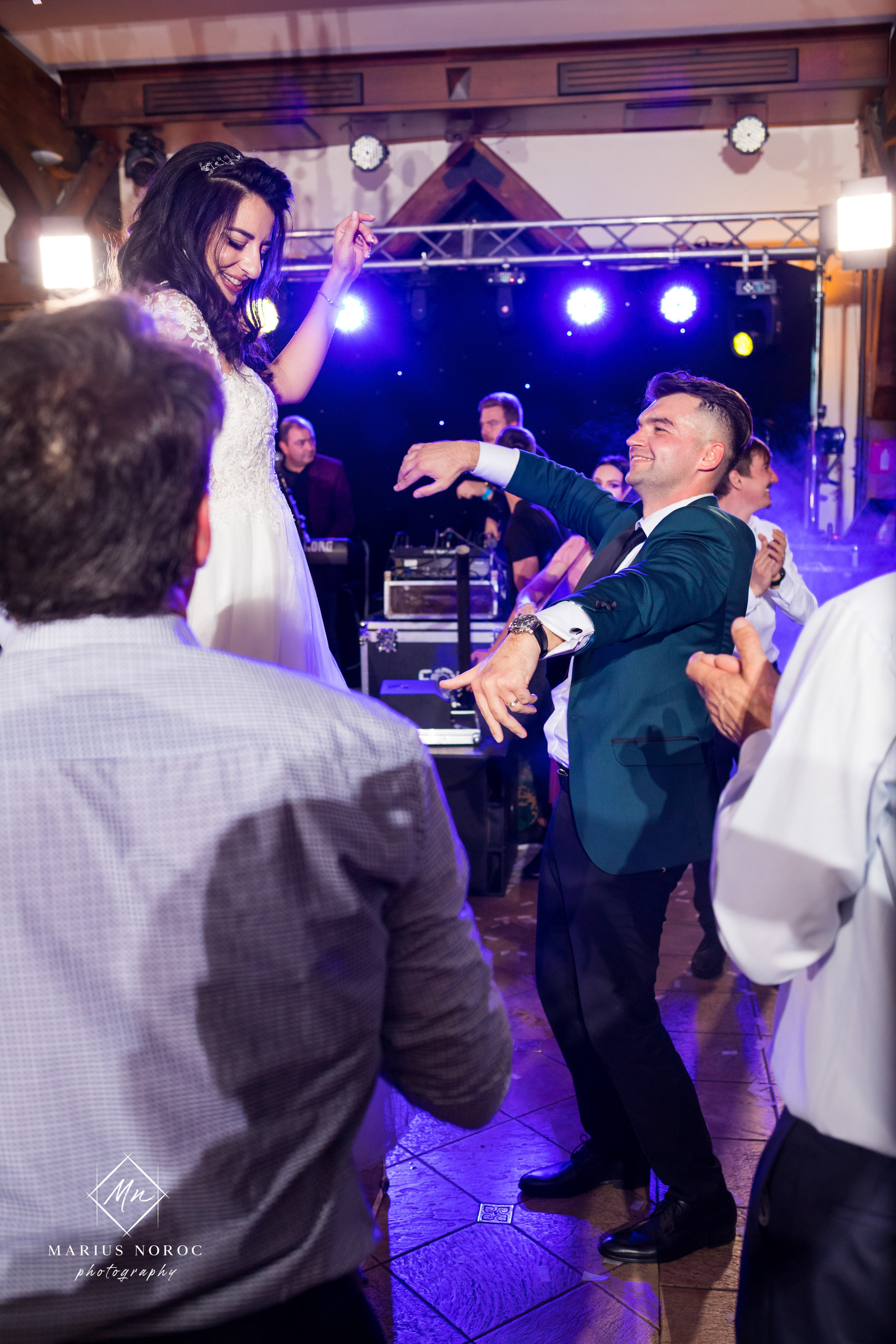 Elena & Petrisor | Hotel Restaurant La Castel Iasi