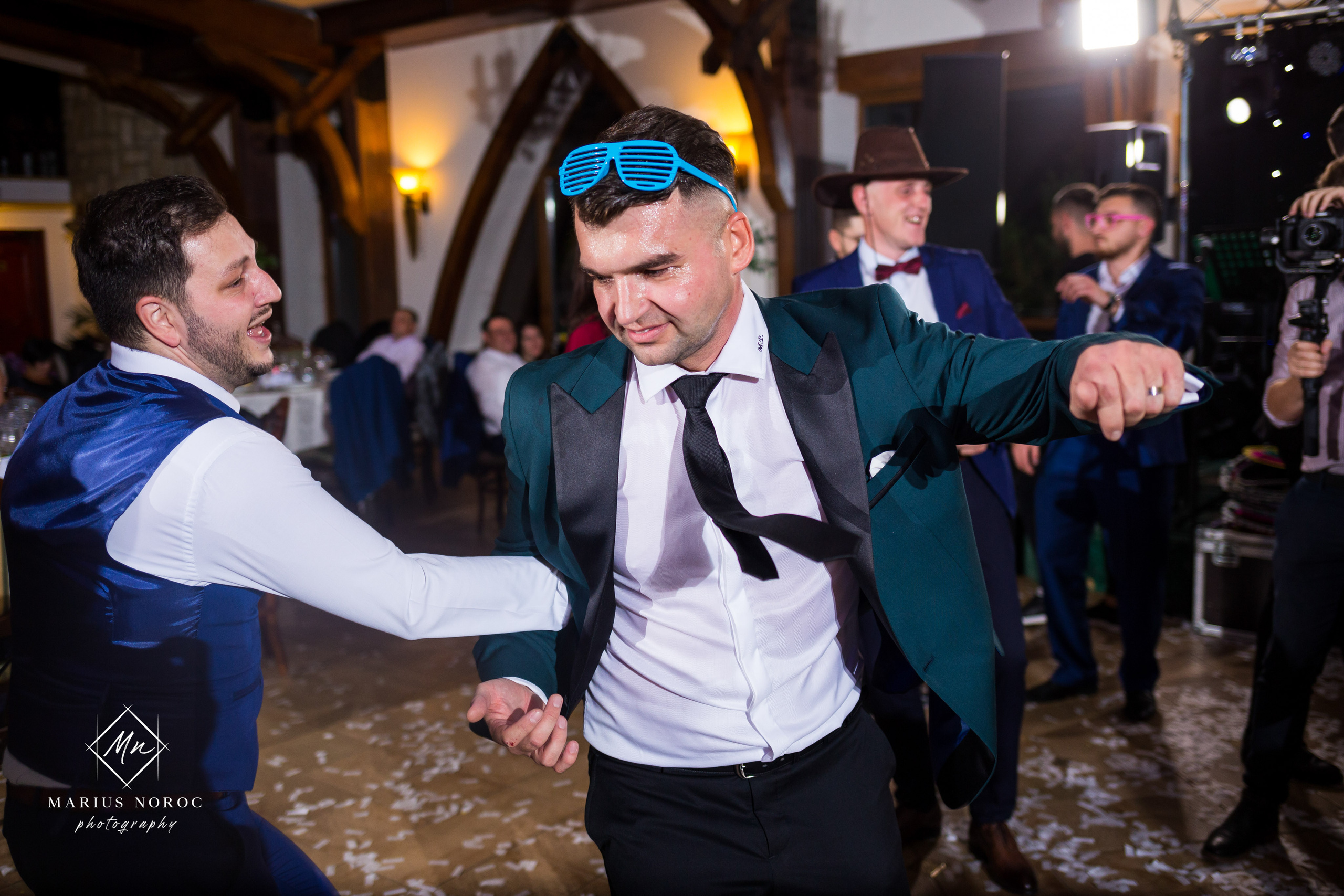 Elena & Petrisor | Hotel Restaurant La Castel Iasi