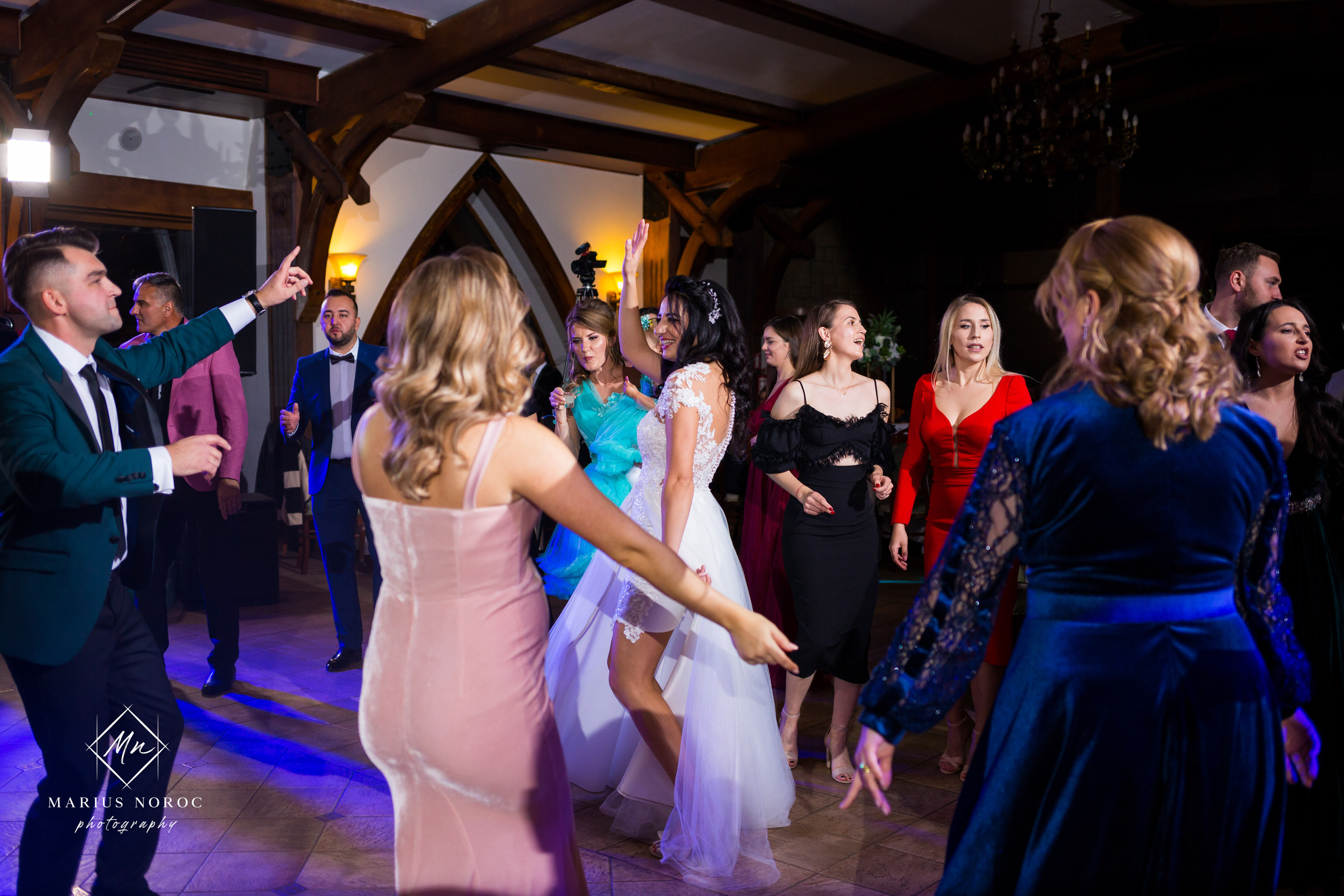 Elena & Petrisor | Hotel Restaurant La Castel Iasi